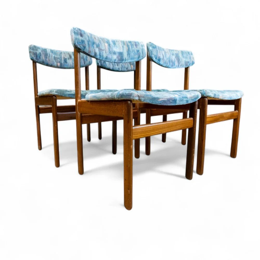 Mid-Century Teak Round Dining Table & 4 Chairs