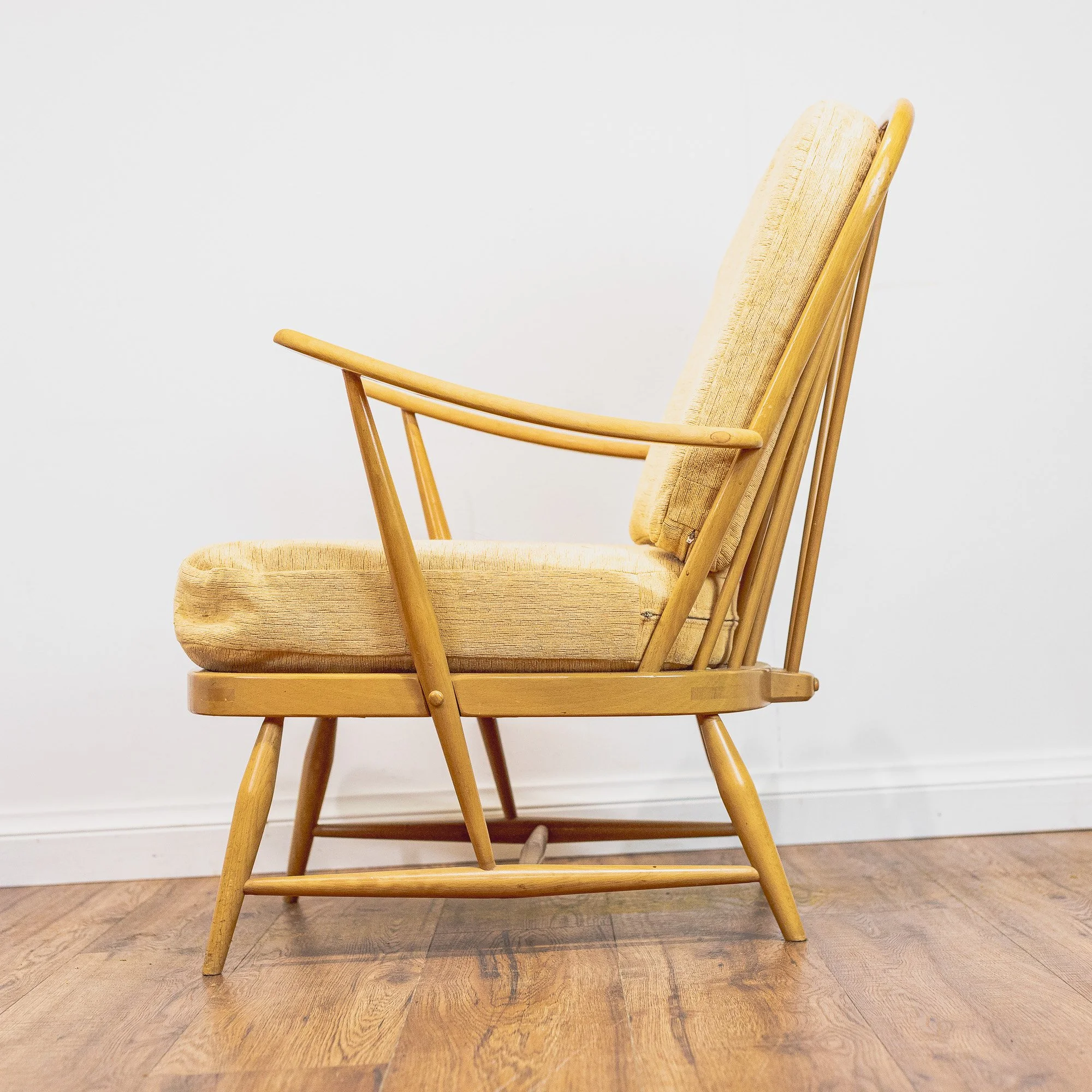 Ercol Blonde Elm Windsor Model 334 Armchair -13.jpg