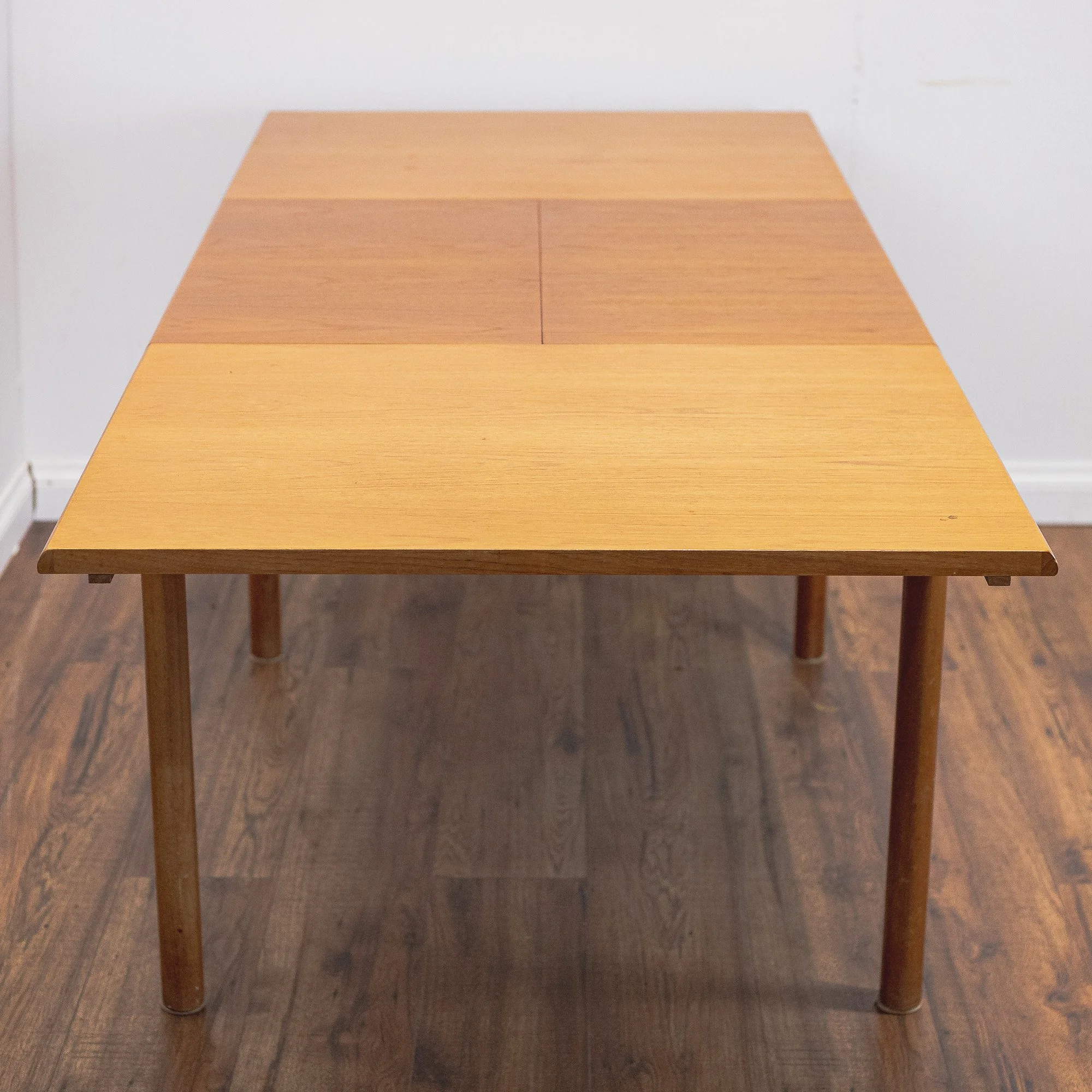 White & Newton Rectangular Teak Extending Dining Table -12.jpg