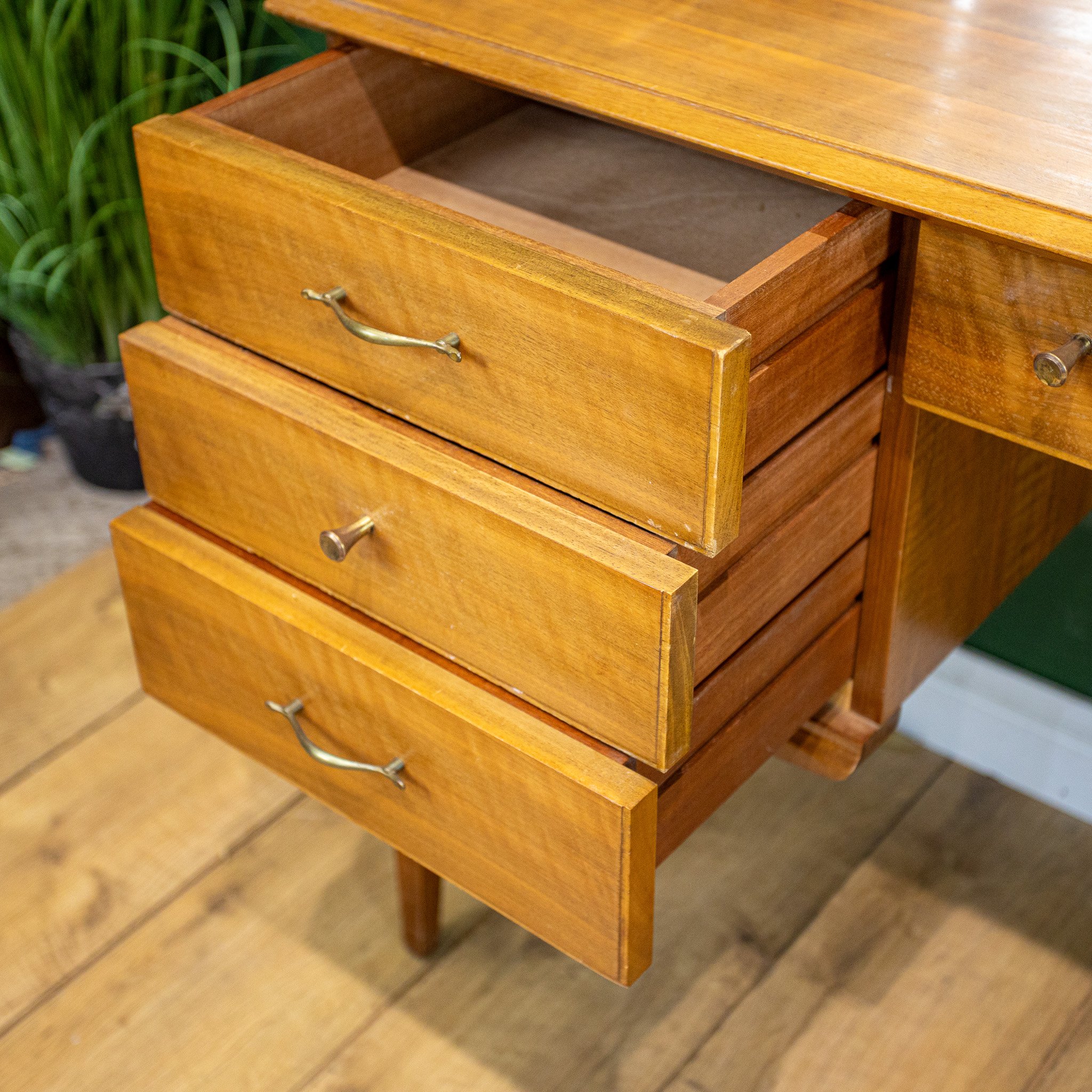 Alfred Cox Walnut Triple Mirror Dressing Table