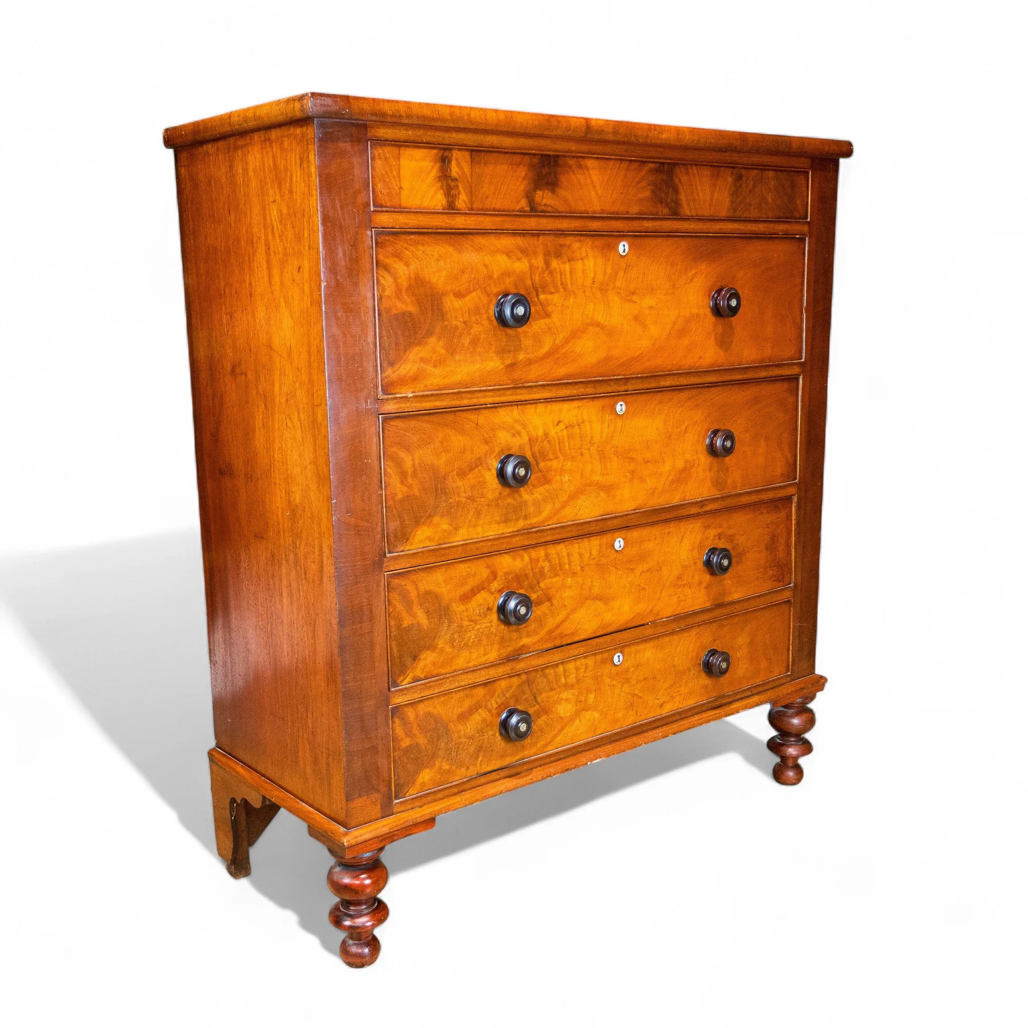 Large Flamed Mahogany Scotch Chest of 5 Drawers