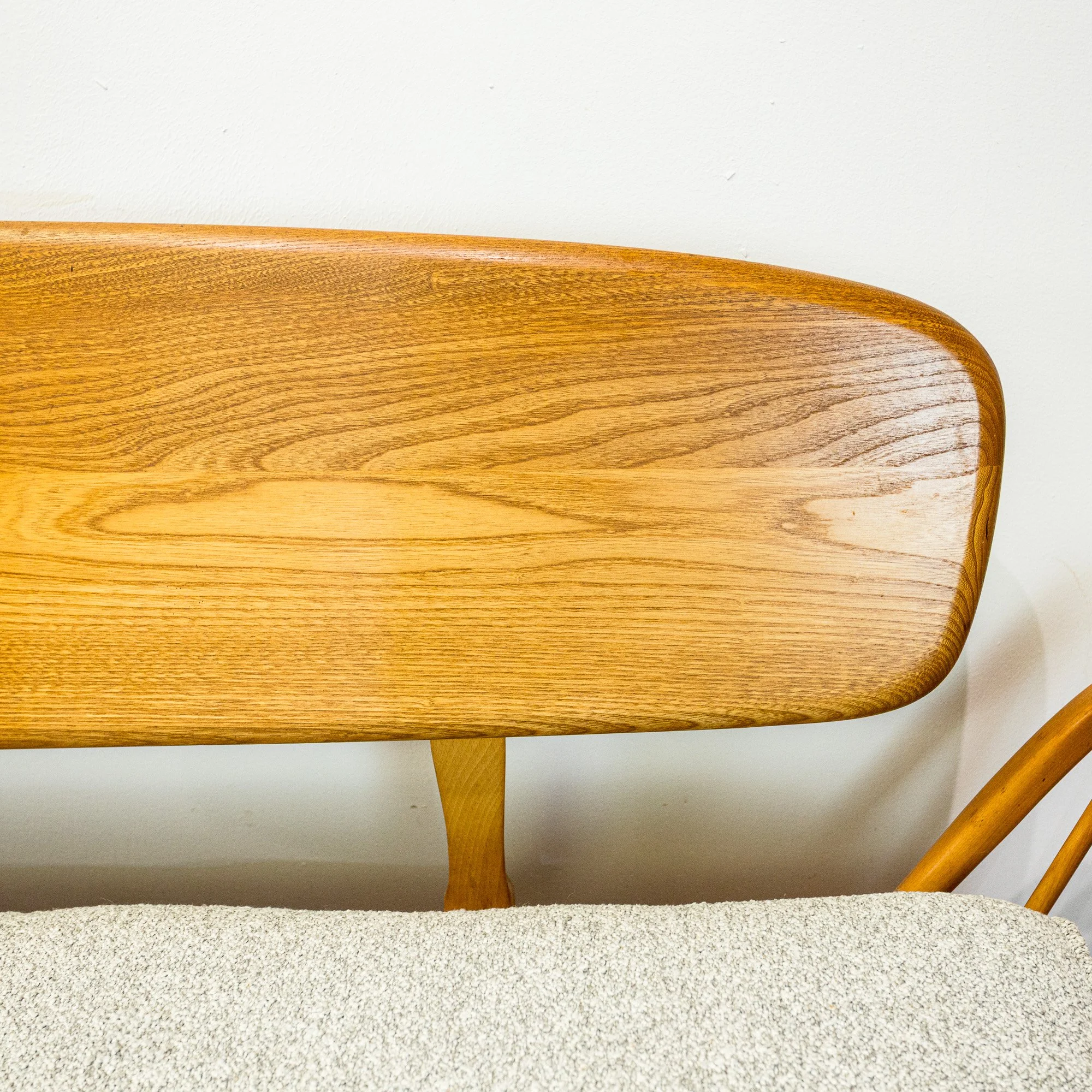 Ercol Model 355 Blonde Elm Studio Couch / Daybed