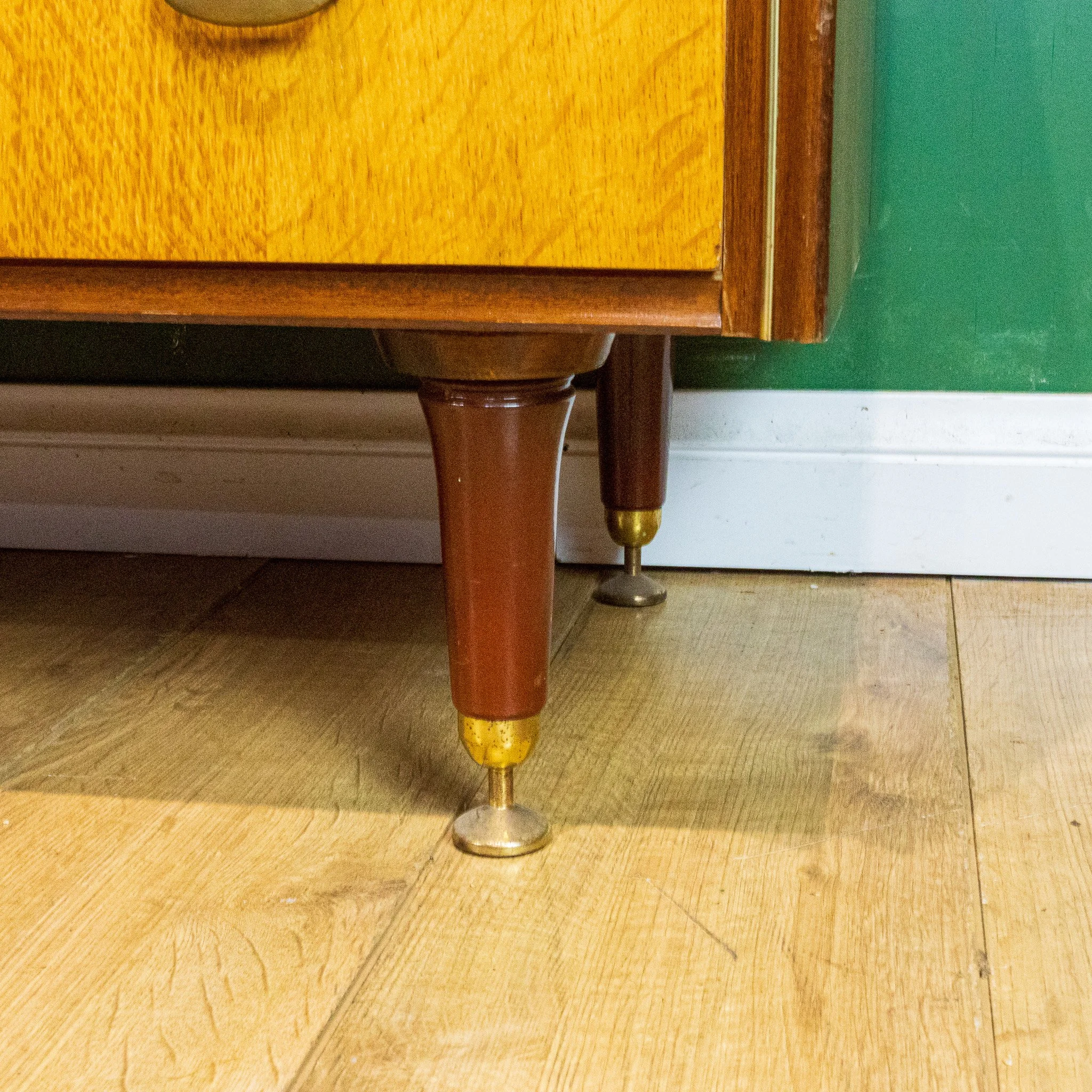 Austinsuite Oak Art Deco Style Dressing Table
