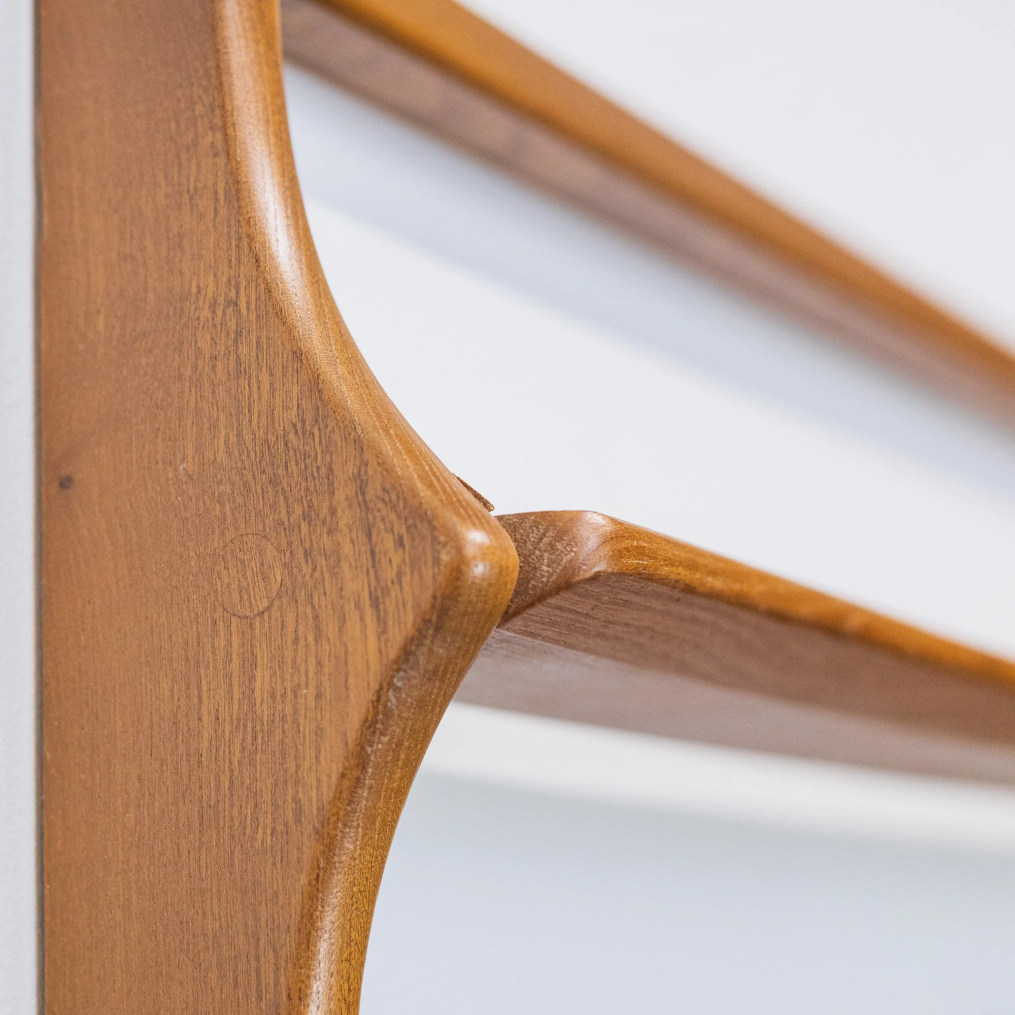22. Ercol Blue Label Elm Plate Rack Model 287-11.jpg