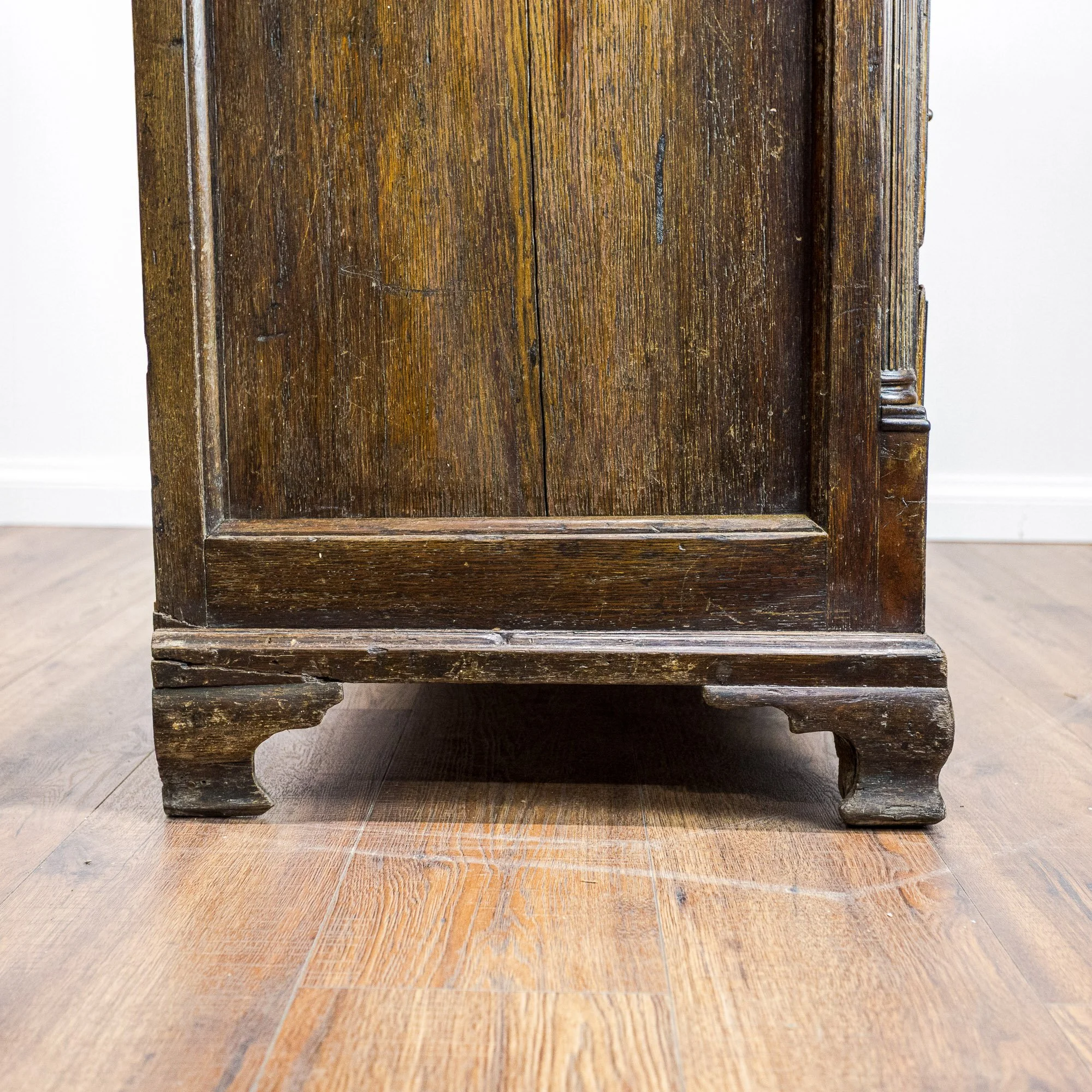 George III Oak 8 Drawer Sideboard