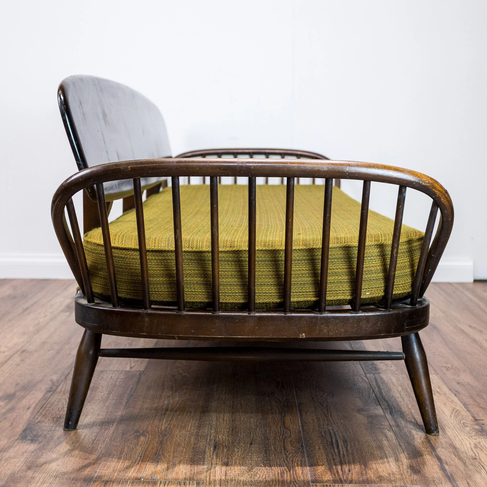 Ercol Studio Couch / Daybed in Brown