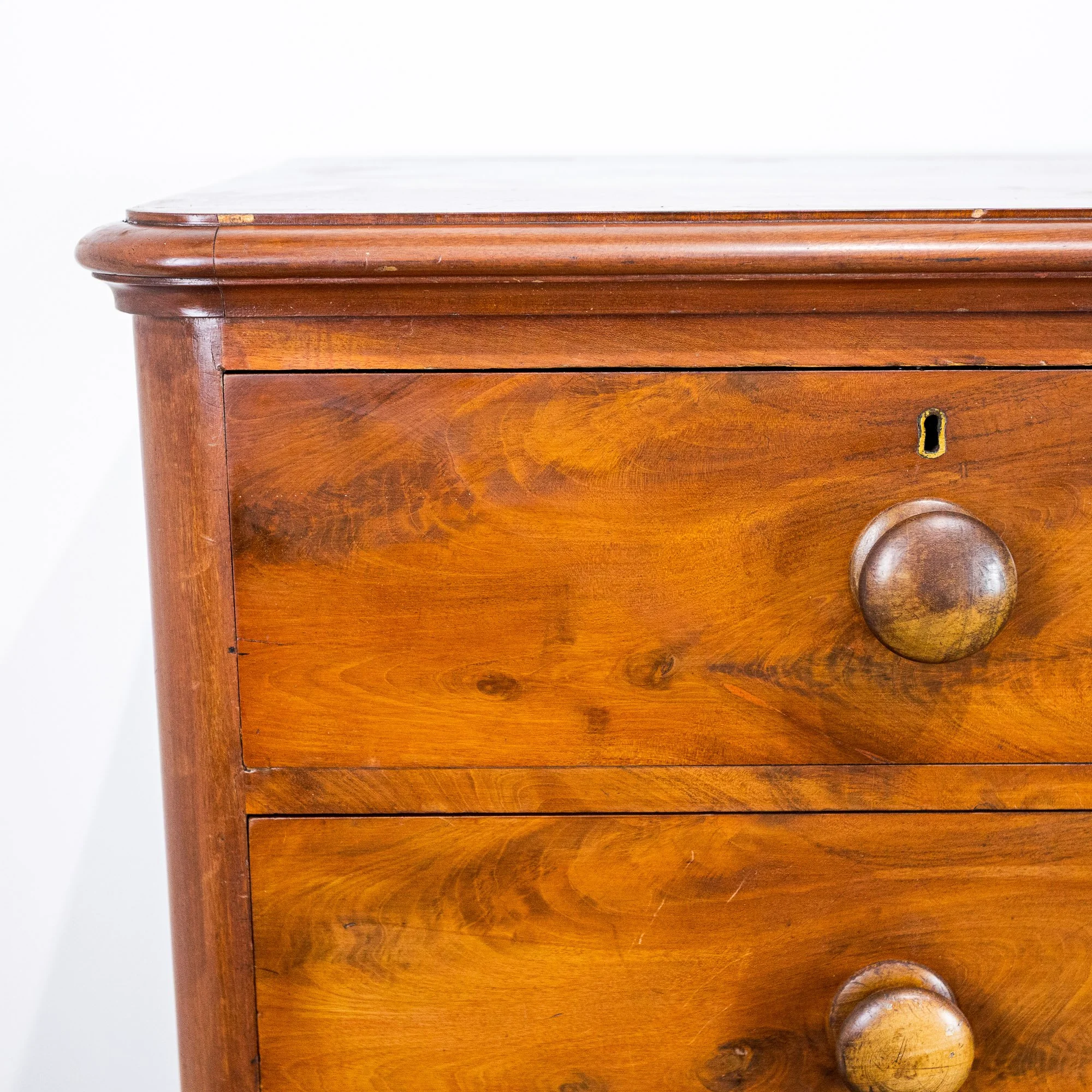 Victorian Flamed Mahogany Chest of 5 Drawers