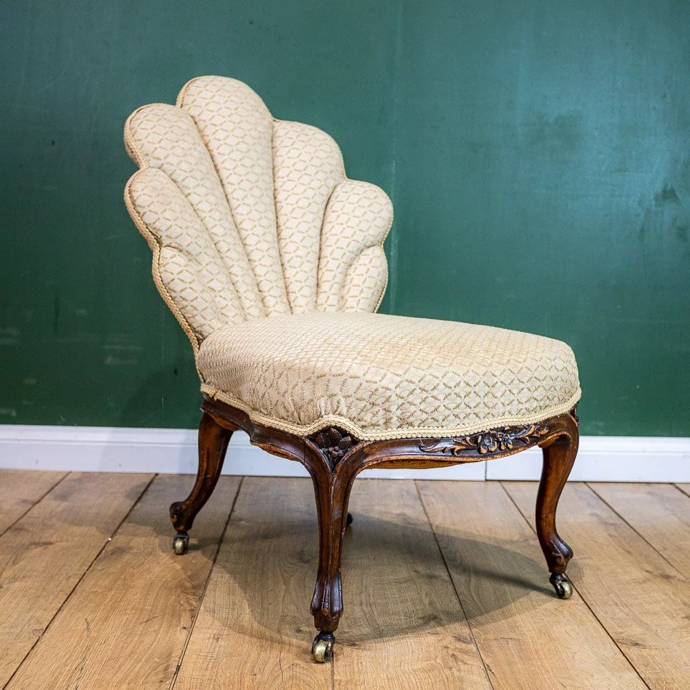 Victorian Walnut Shell-Back Bedroom Chair