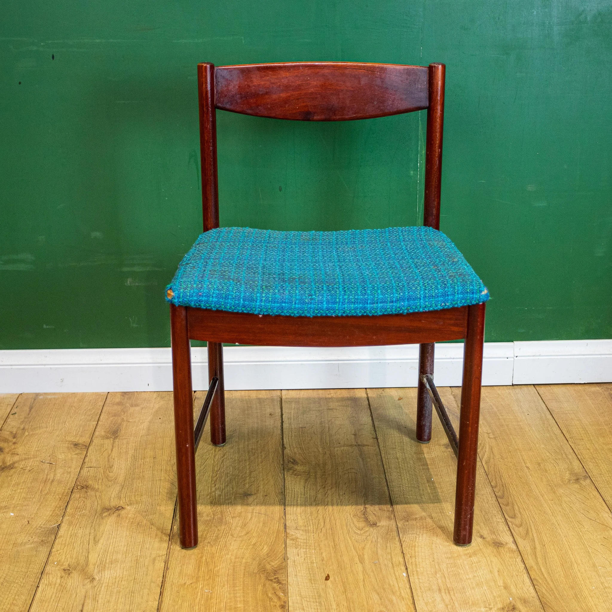 McIntosh Rosewood Extending Dining Table & 4 Chairs
