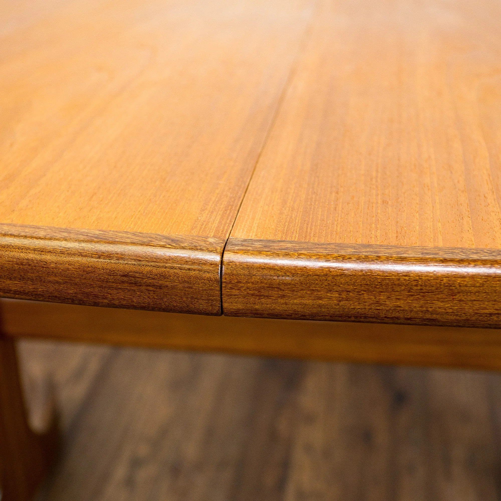 G Plan Fresco Oval 'Whale Tail' Extending Dining Table