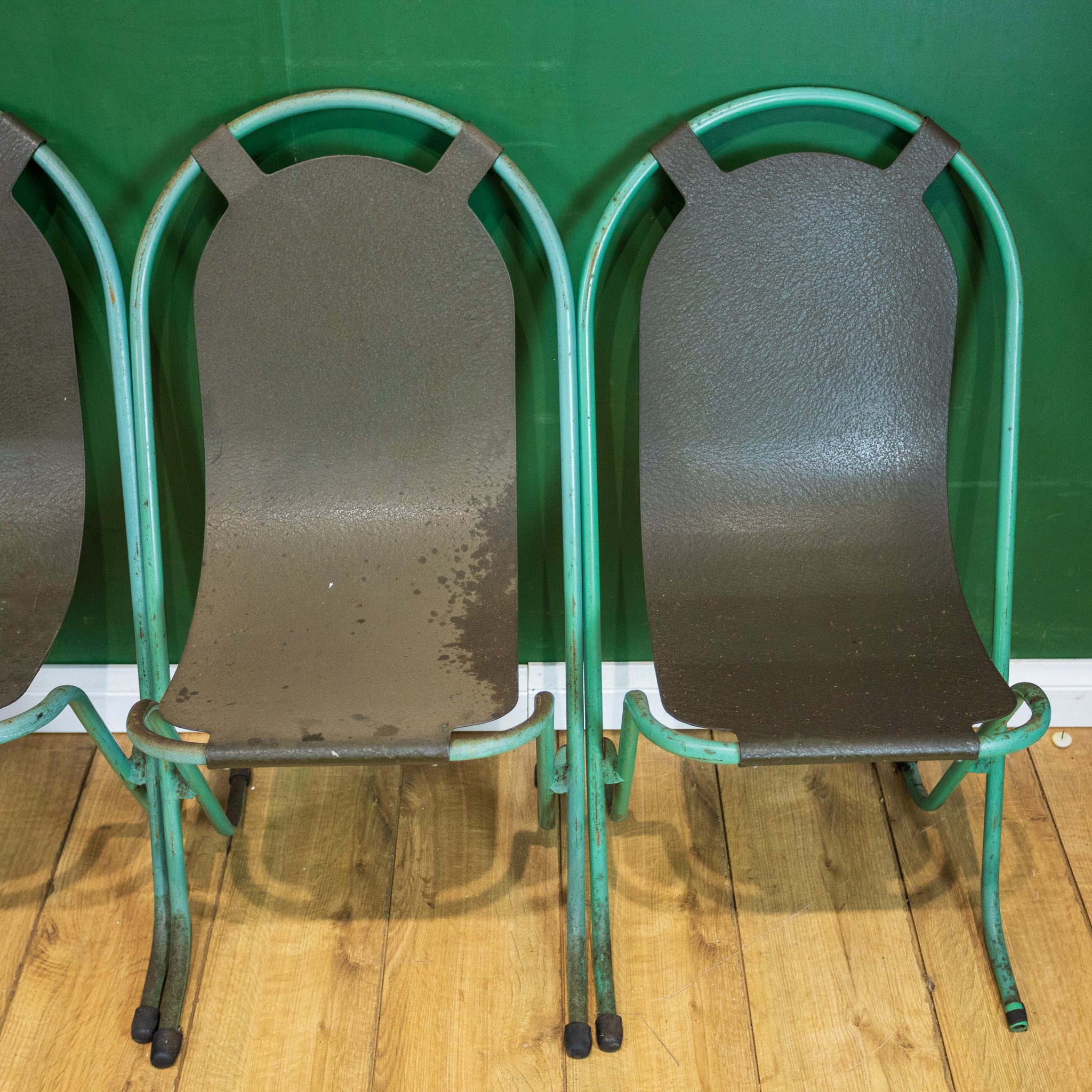 4x Stak-a-bye Industrial Mid-Century Stacking Chairs
