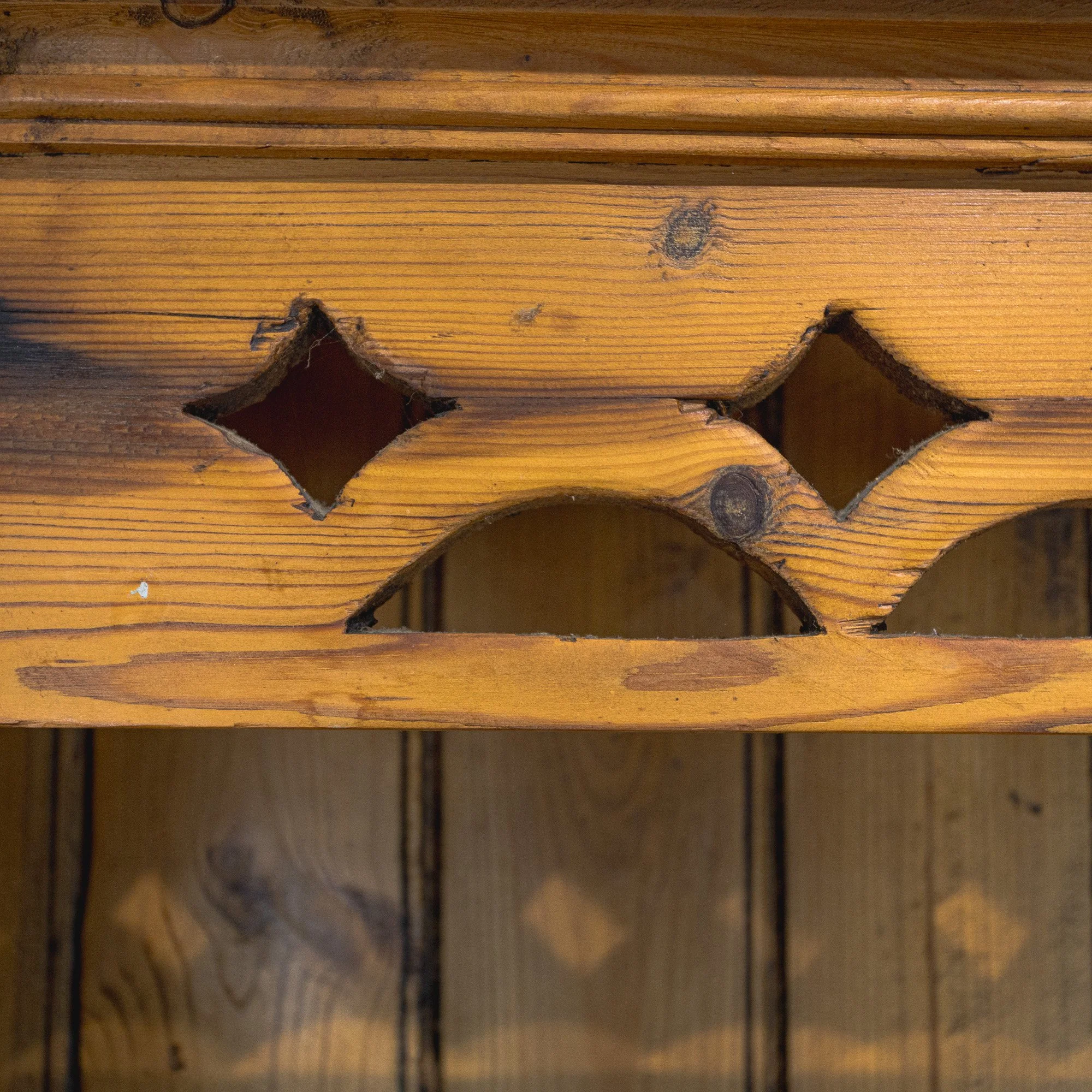 Large Country Farmhouse Pine Dresser