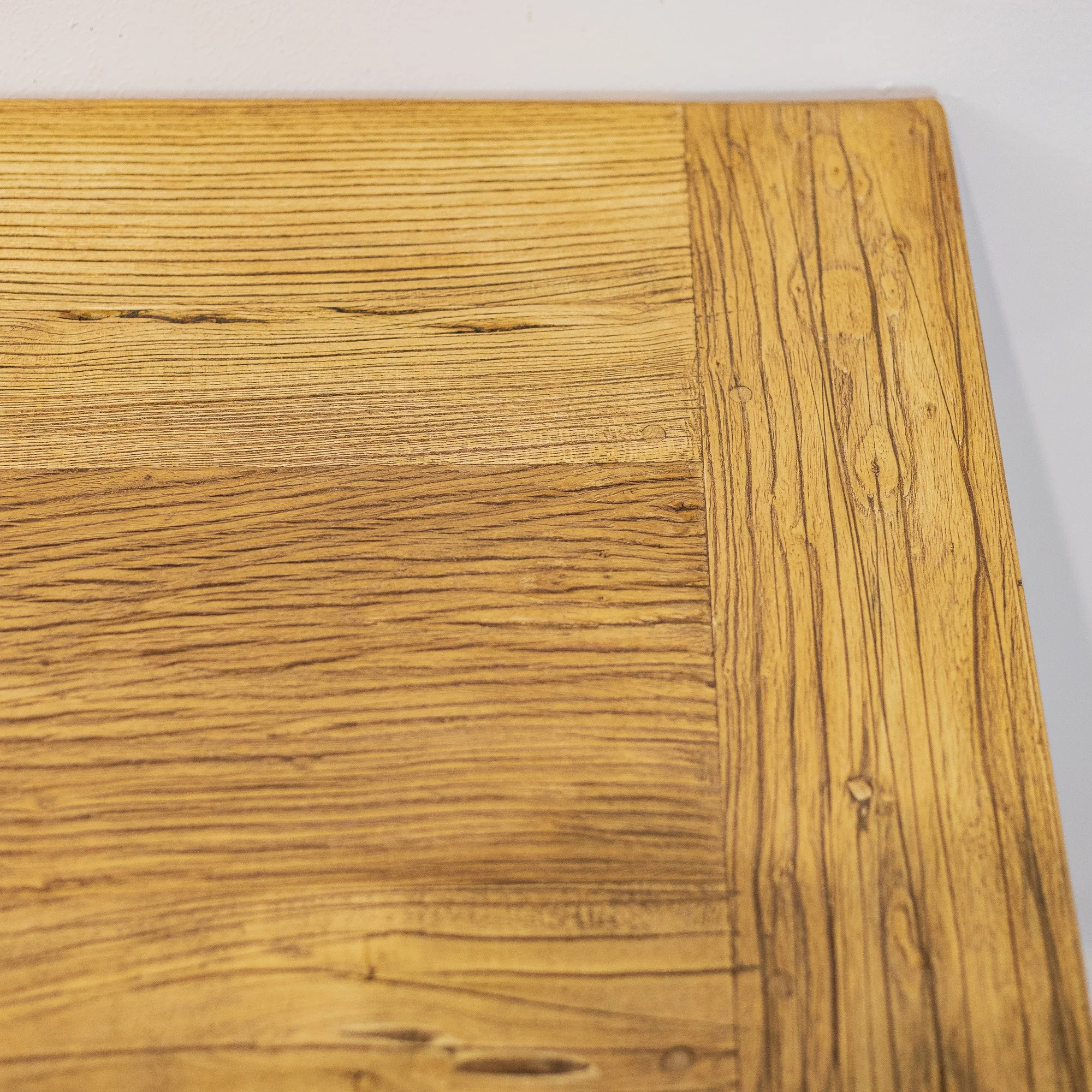 Rustic Reclaimed Elm 5ft Dining Table -14.jpg