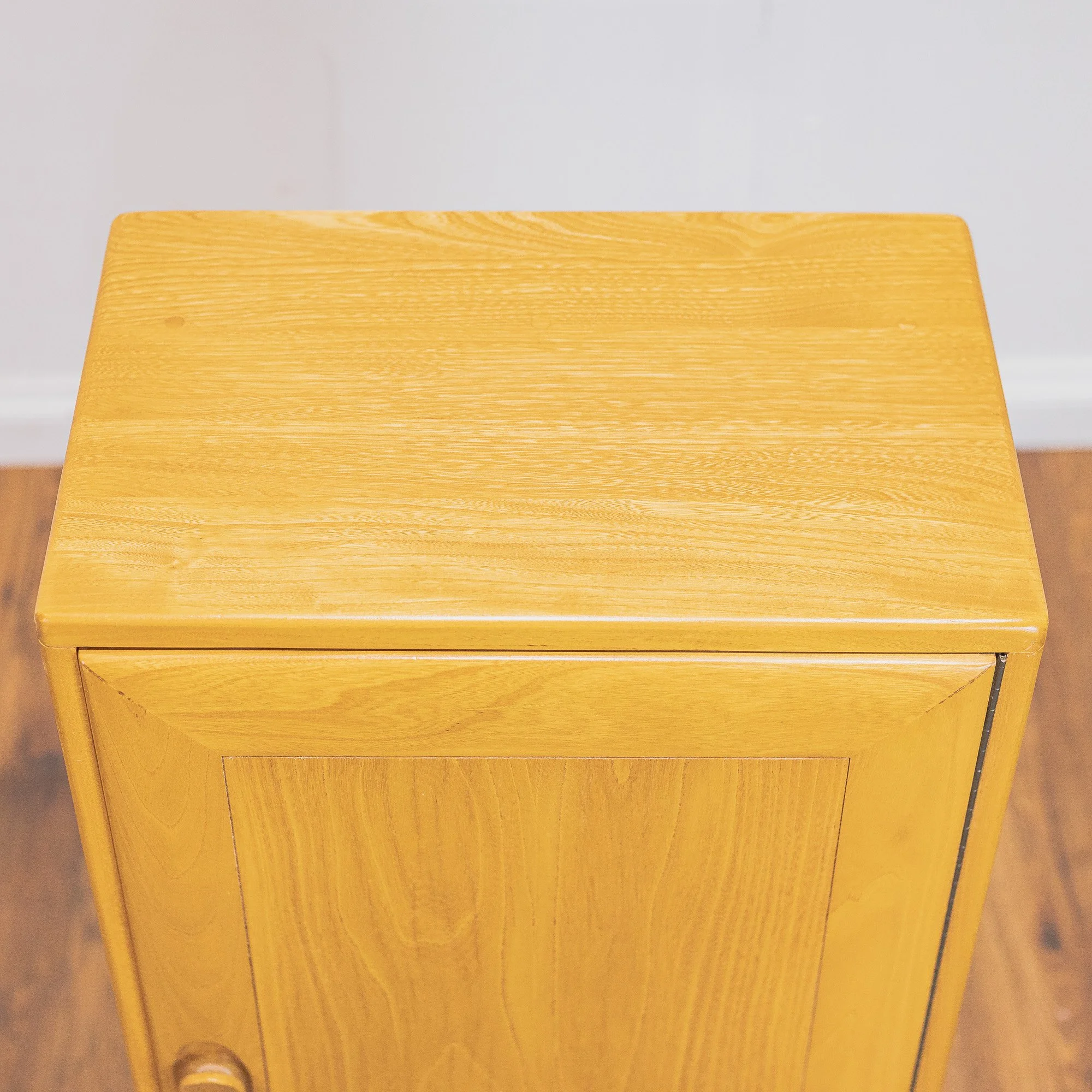 Ercol Windsor Model 1008 Blonde Elm Single Cupboard -3.jpg