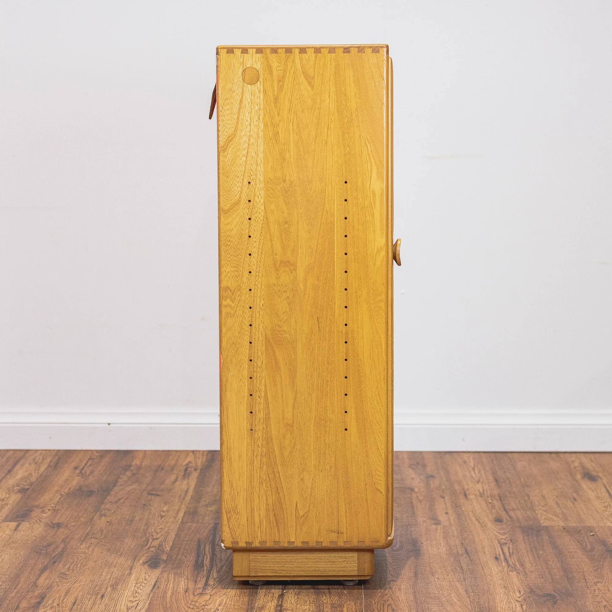 Ercol Windsor Model 1008 Blonde Elm Single Cupboard -15.jpg