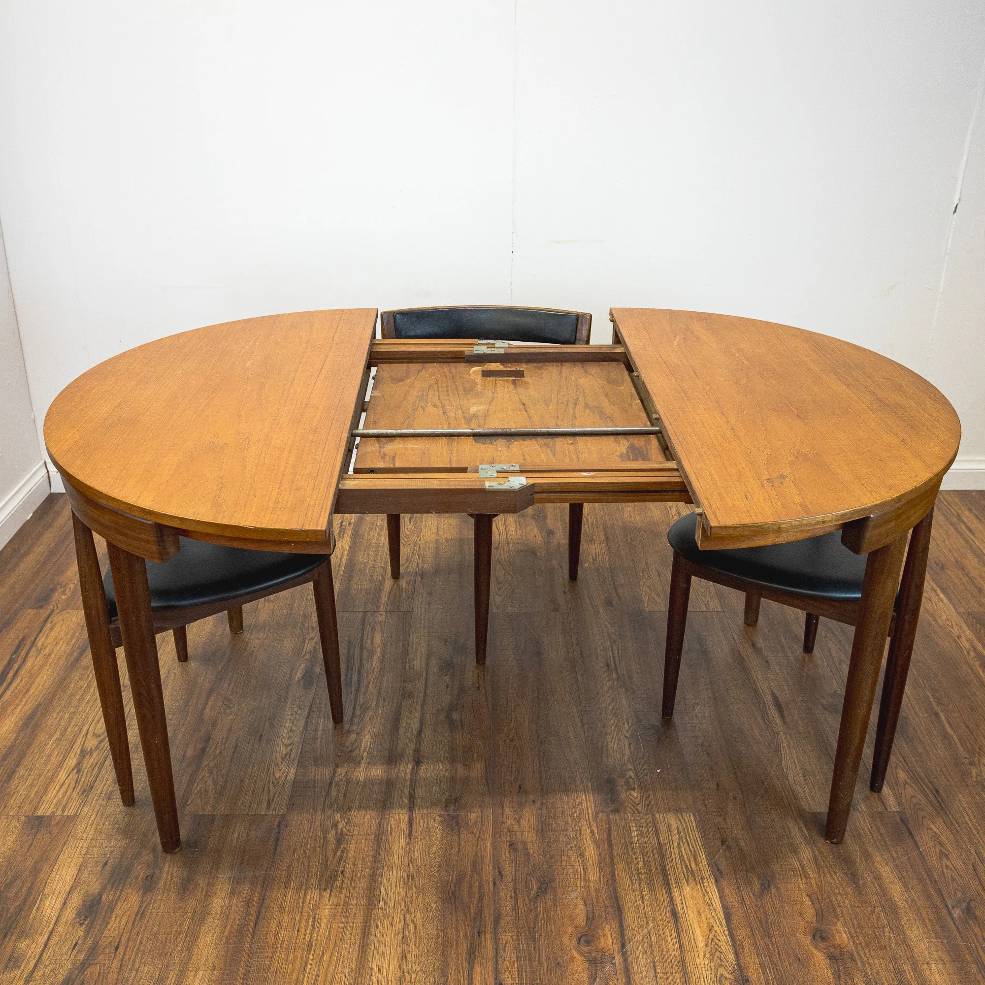 Frem Røjle Teak ‘Roundette’ Extending Dining Set by Hans Olsen