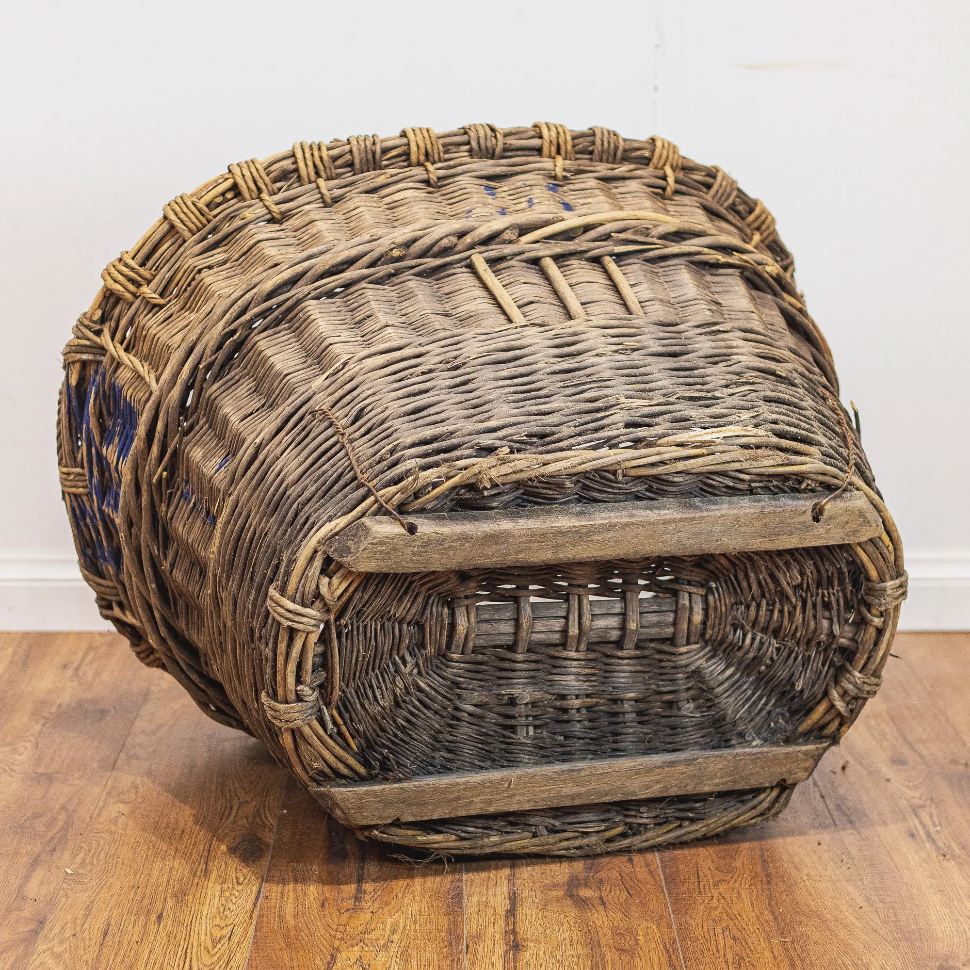 Original French Wicker Champagne Grape Collecting Basket - 5-11.jpg