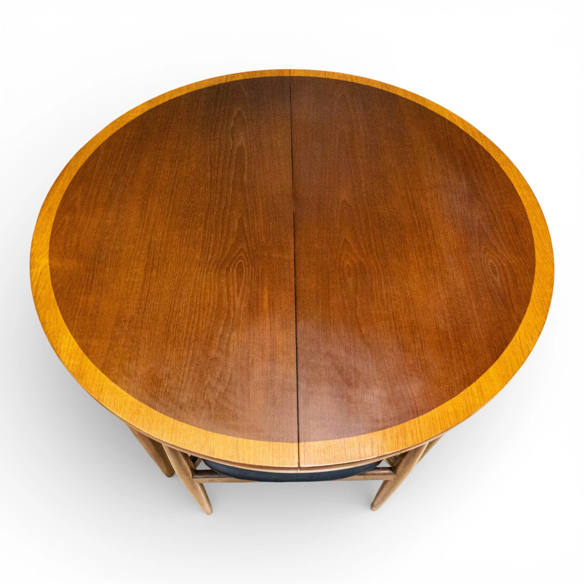 Frem Rolje Roundette Crossbanded Teak Dining Table & 4 Chairs