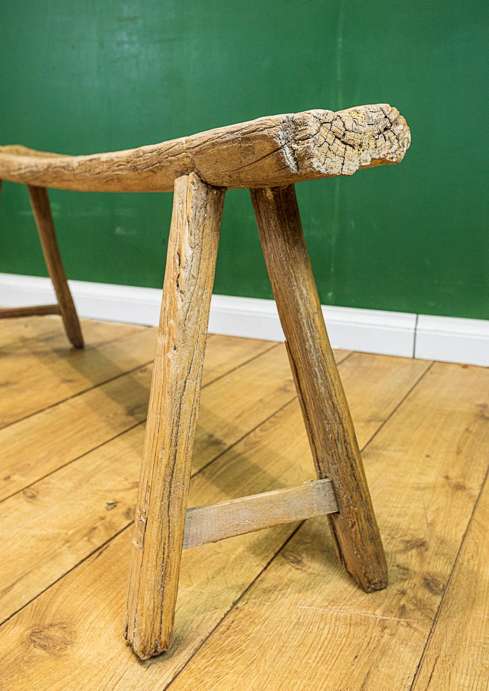 Reclaimed Elm Rustic Pig Bench