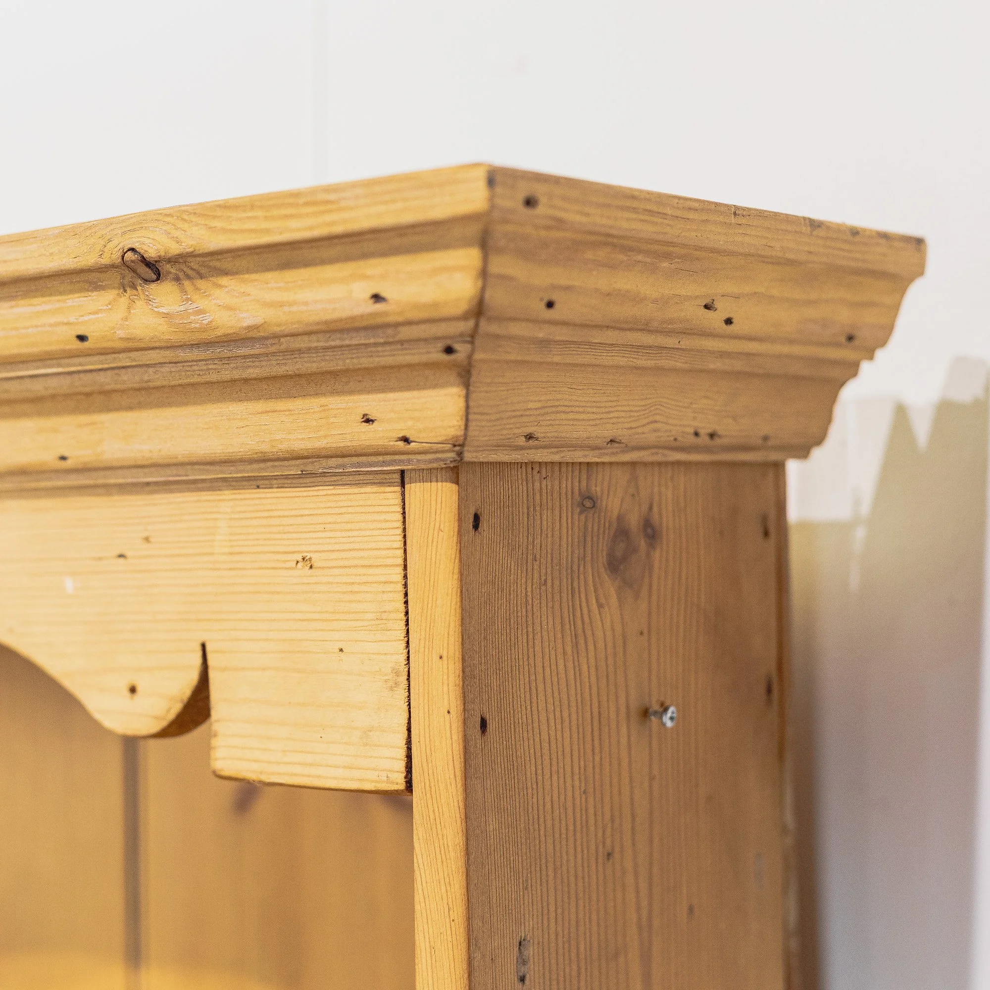 Small Pine Welsh Kitchen Dresser -13.jpg