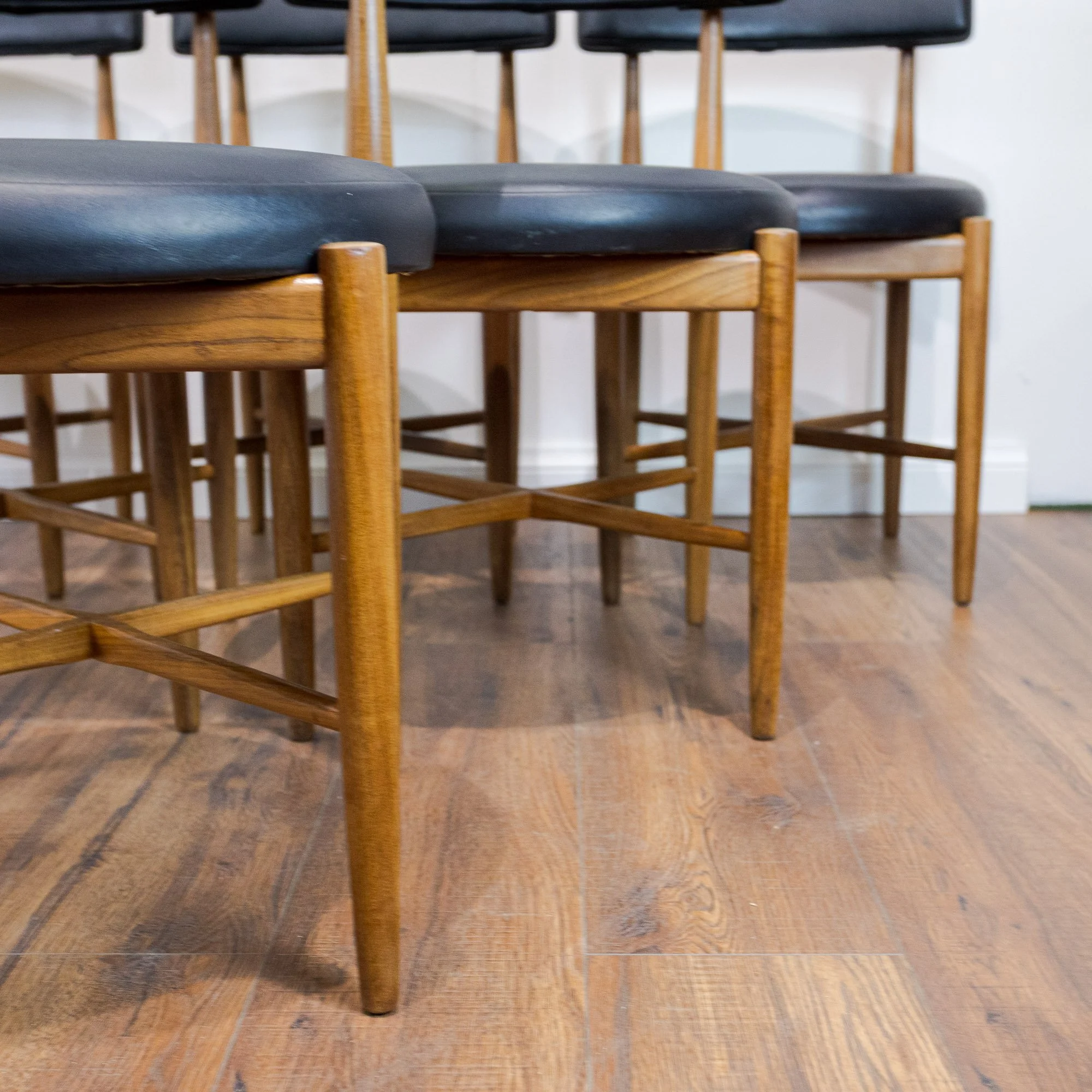 6x G Plan Fresco Round Dining Chairs by Victor B. Wilkins