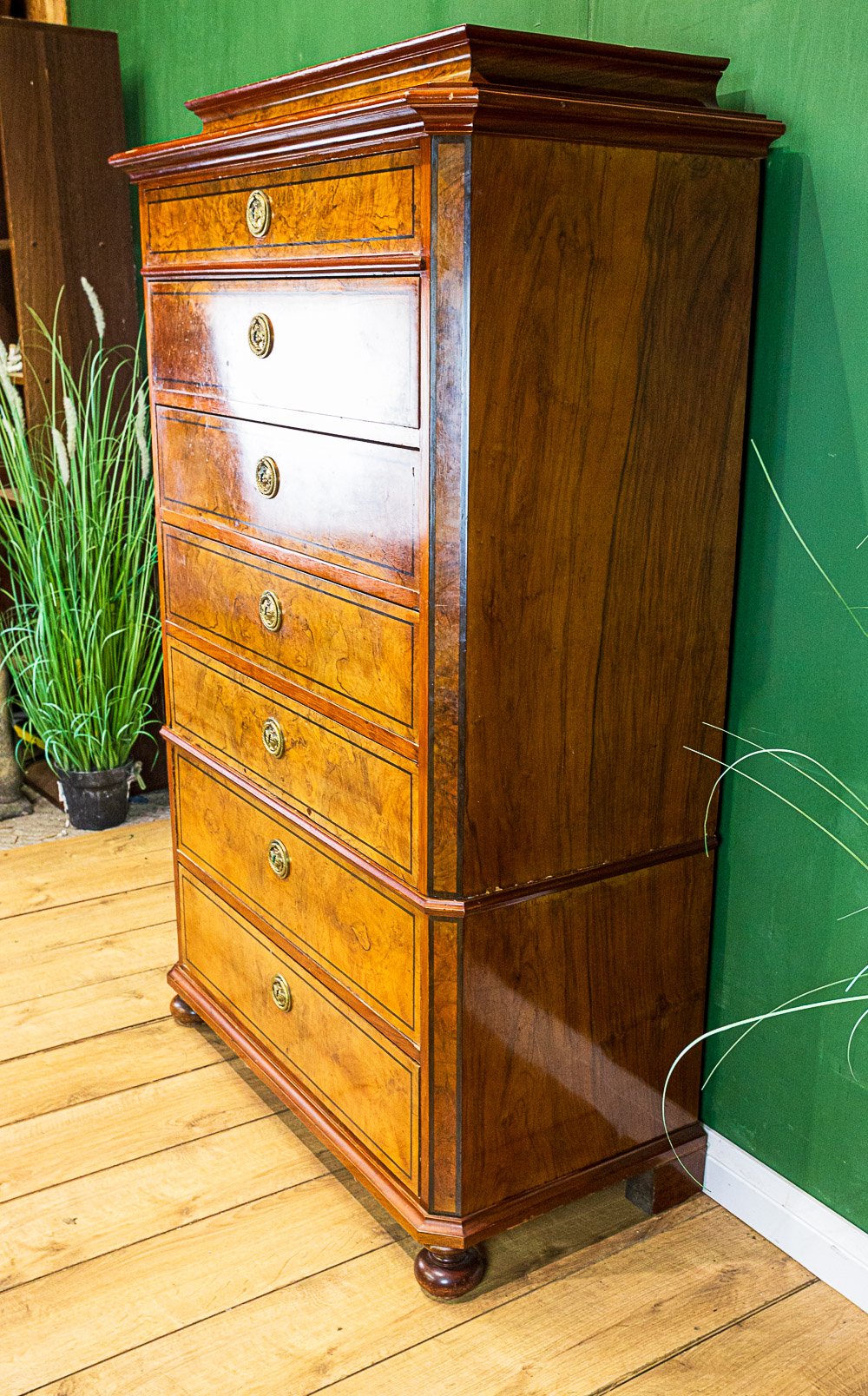 French Burr Walnut Semainier Chest of 7 Drawers