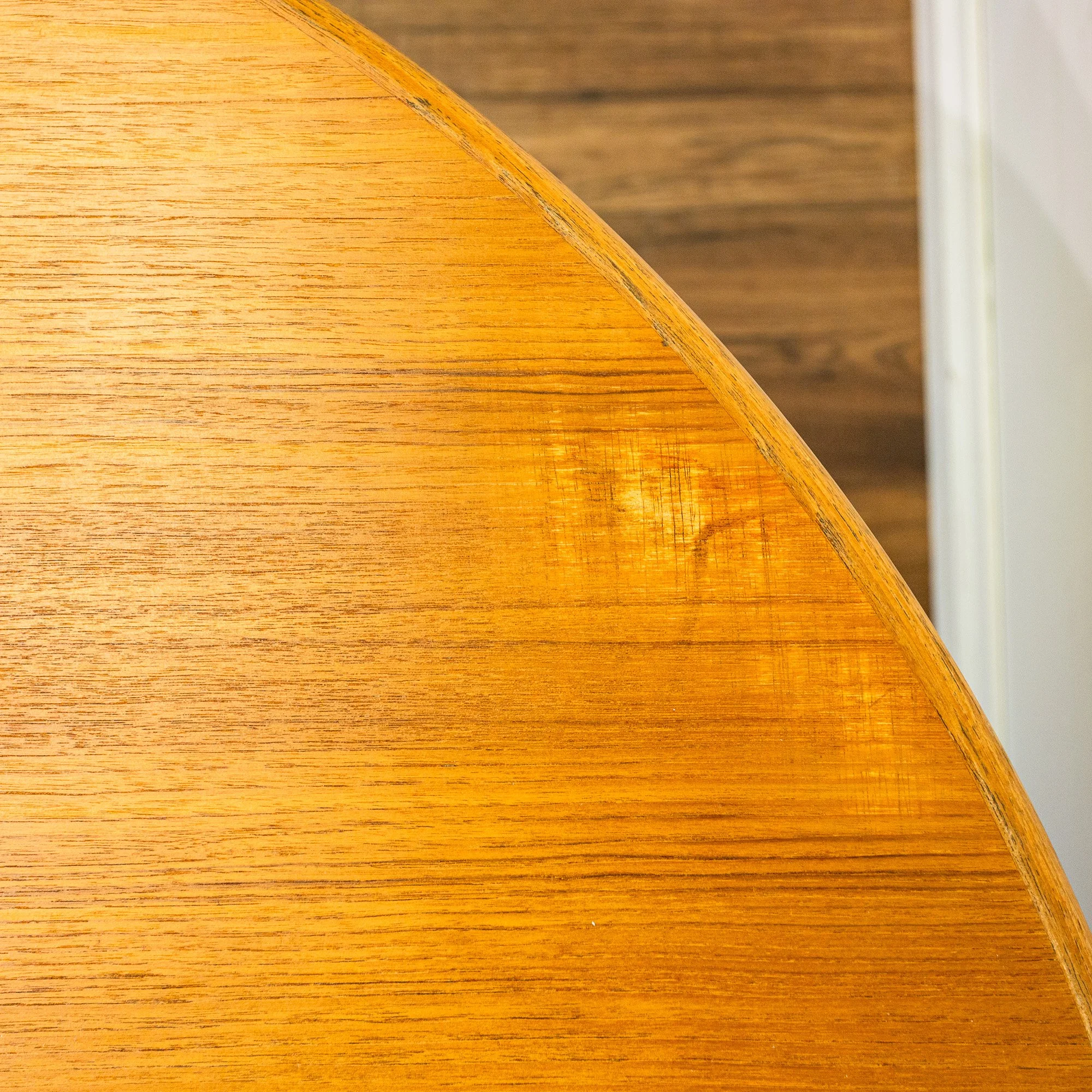 Gudme Mobelfabrik Model 451 Round Teak Extending Dining Table