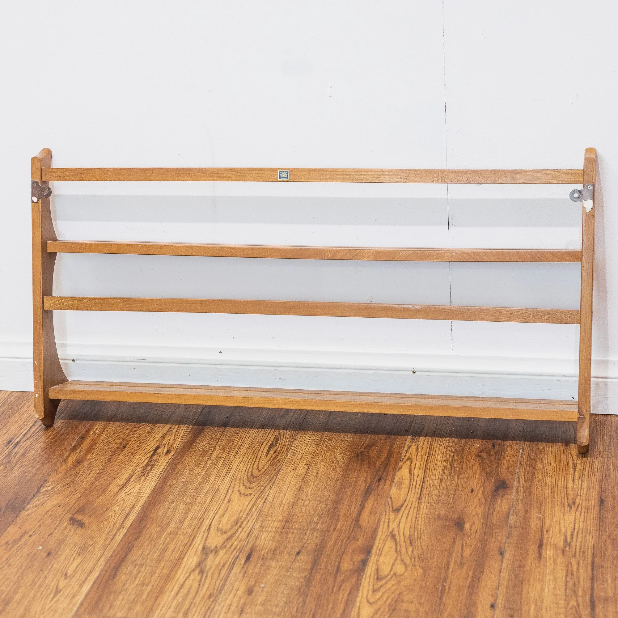 22. Ercol Blue Label Elm Plate Rack Model 287-13.jpg