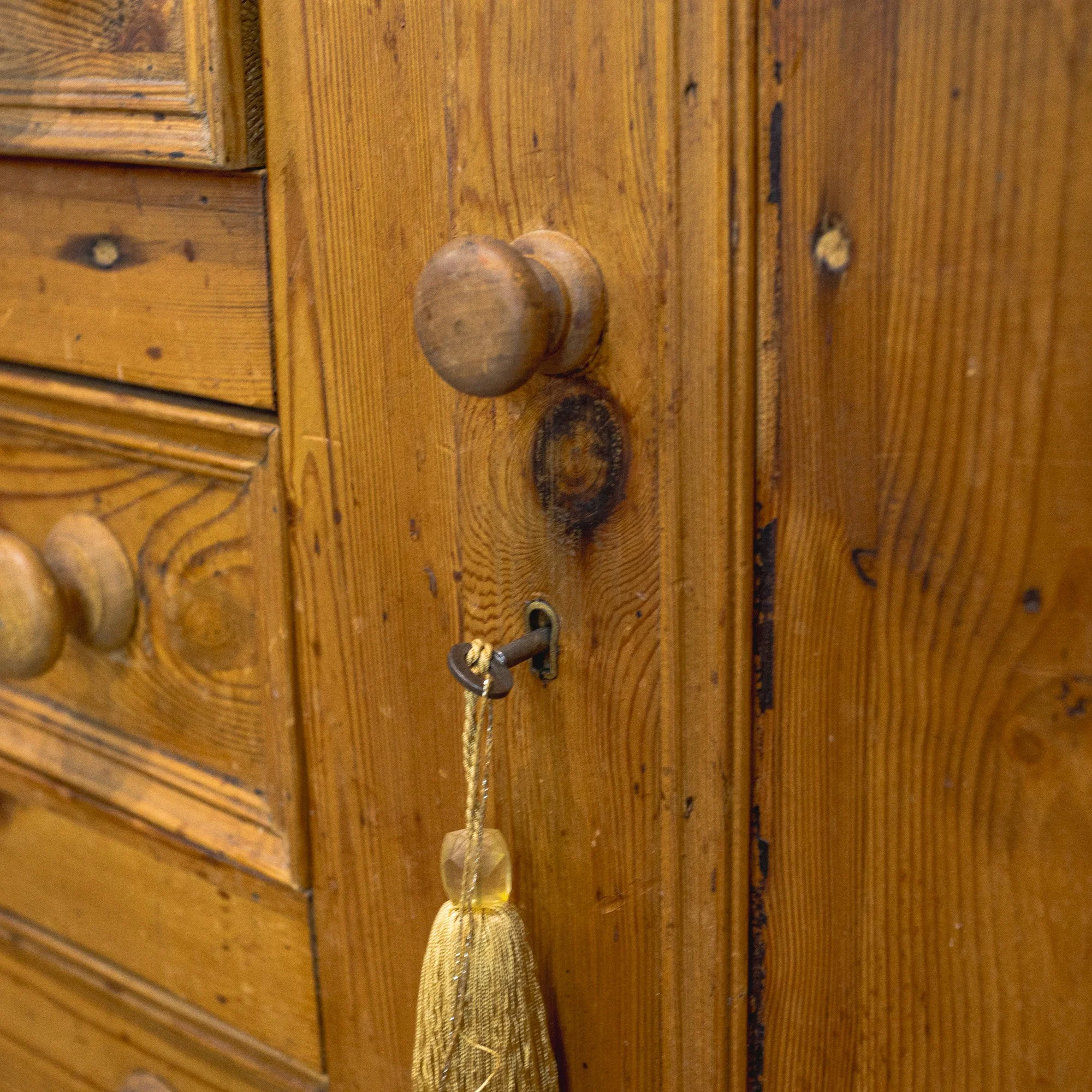 Large Country Farmhouse Pine Dresser