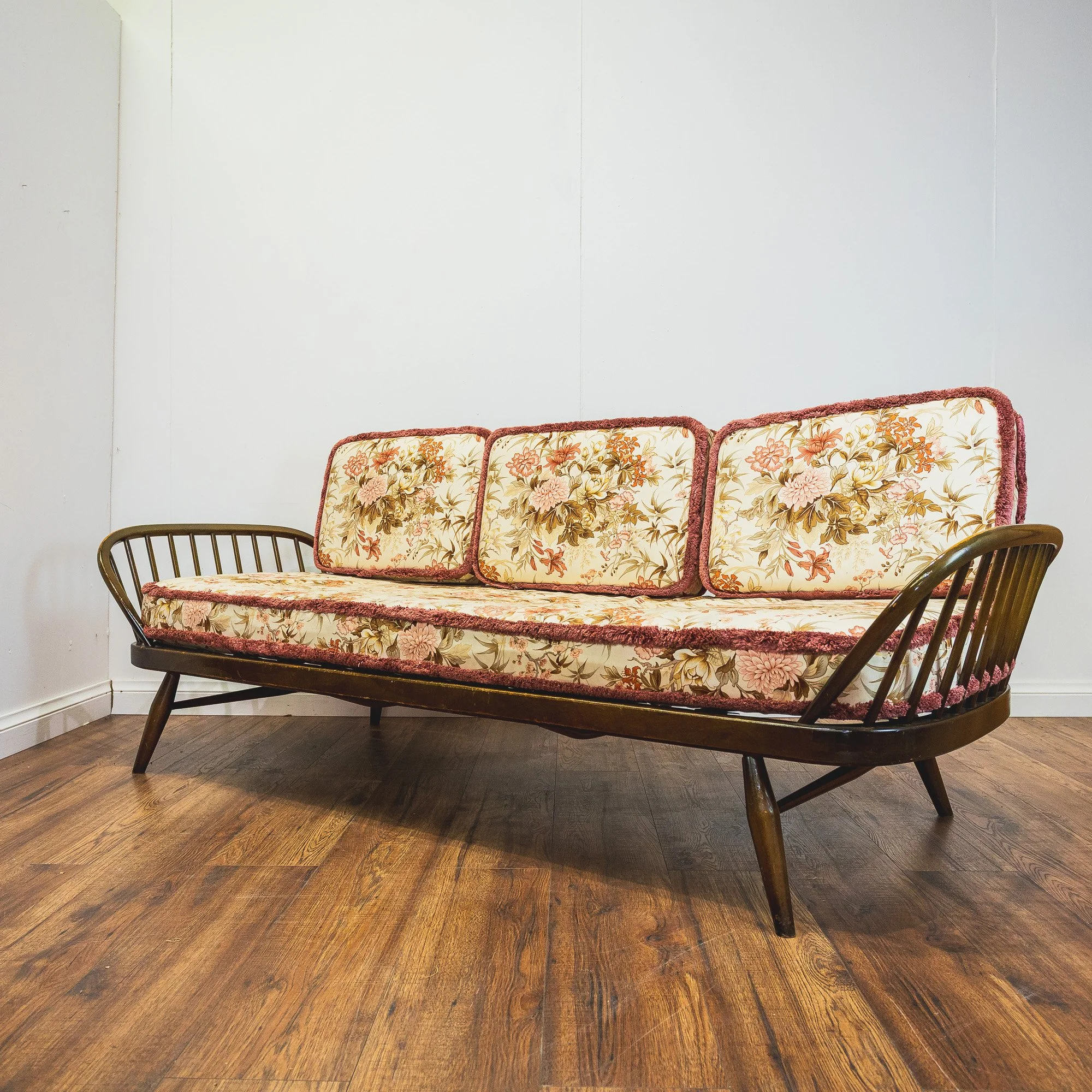 7 - Ercol Model 355 Studio Couch - Daybed in brown -3.jpg