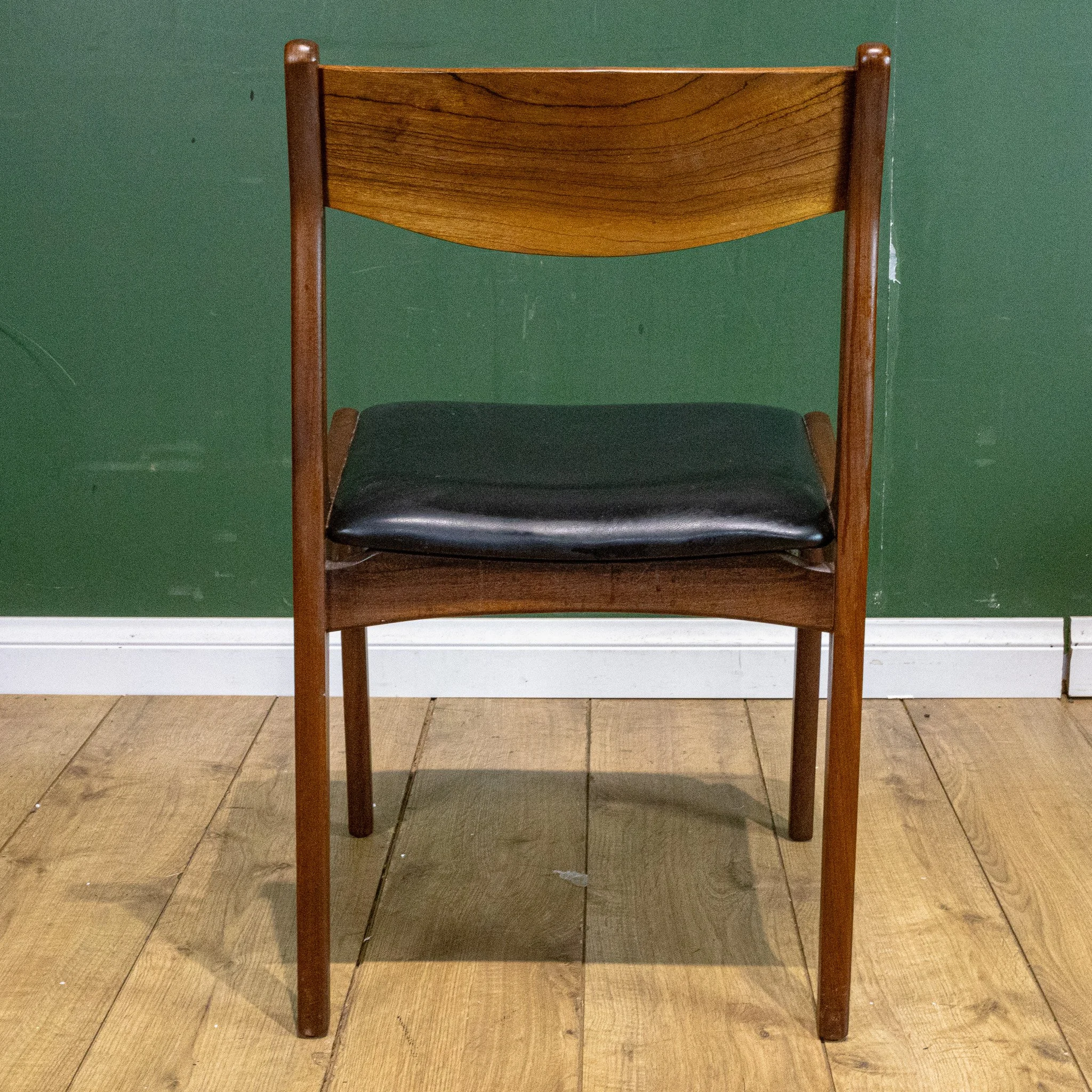 Set of 4 Mid-Century Teak Dining Chairs by R. Huber & Co