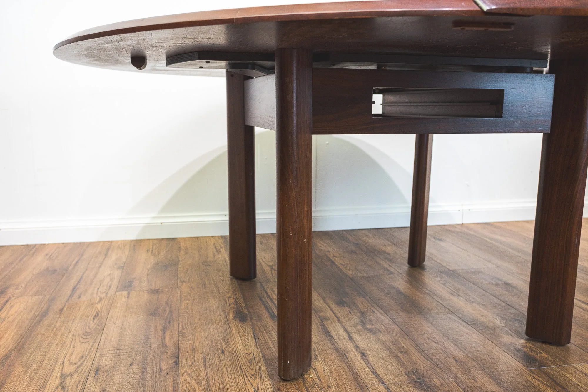 Skovby Rosewood Rotating Extending Dining Table