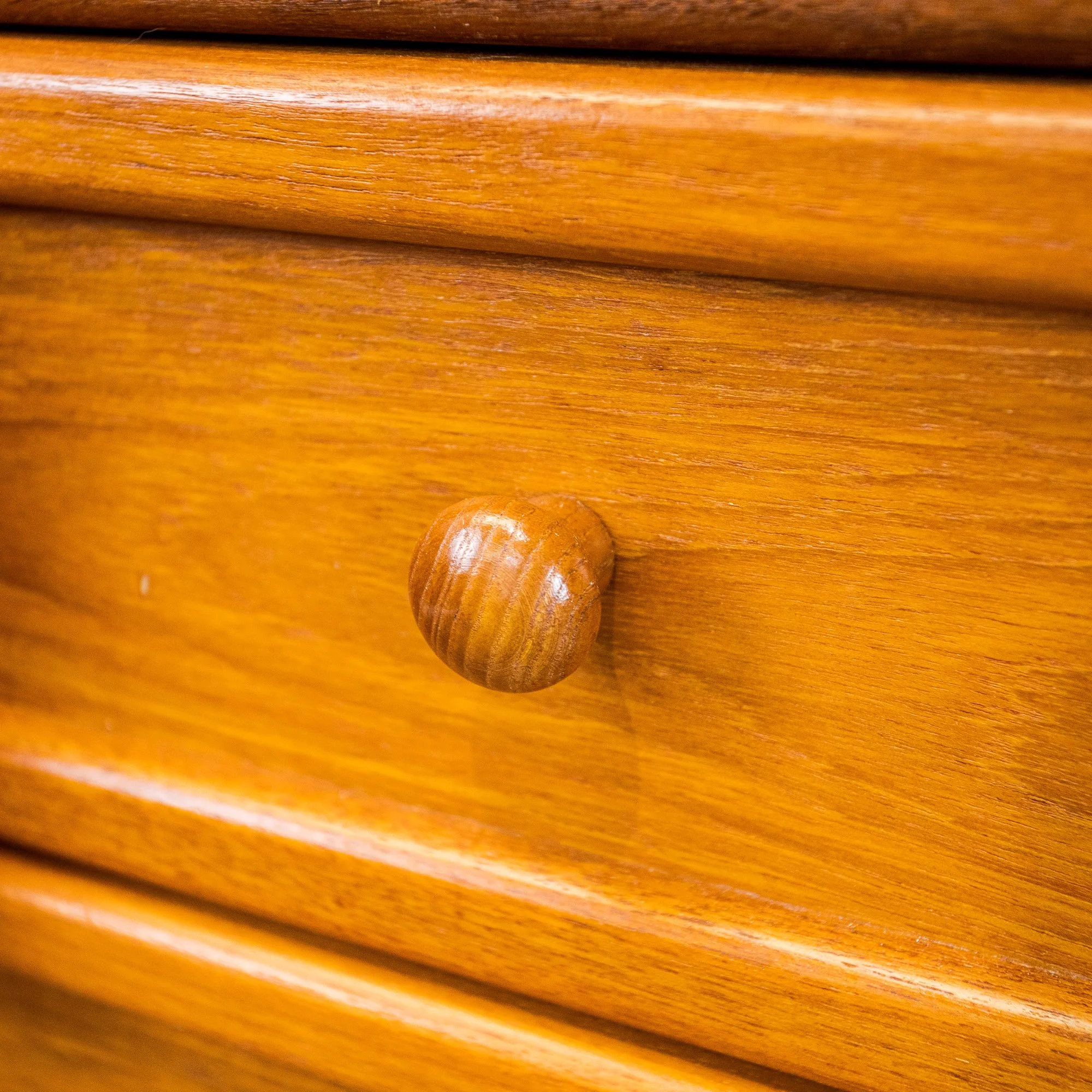 G Plan Albany Teak Wide Chest of 7 Drawers by Leslie Dandy