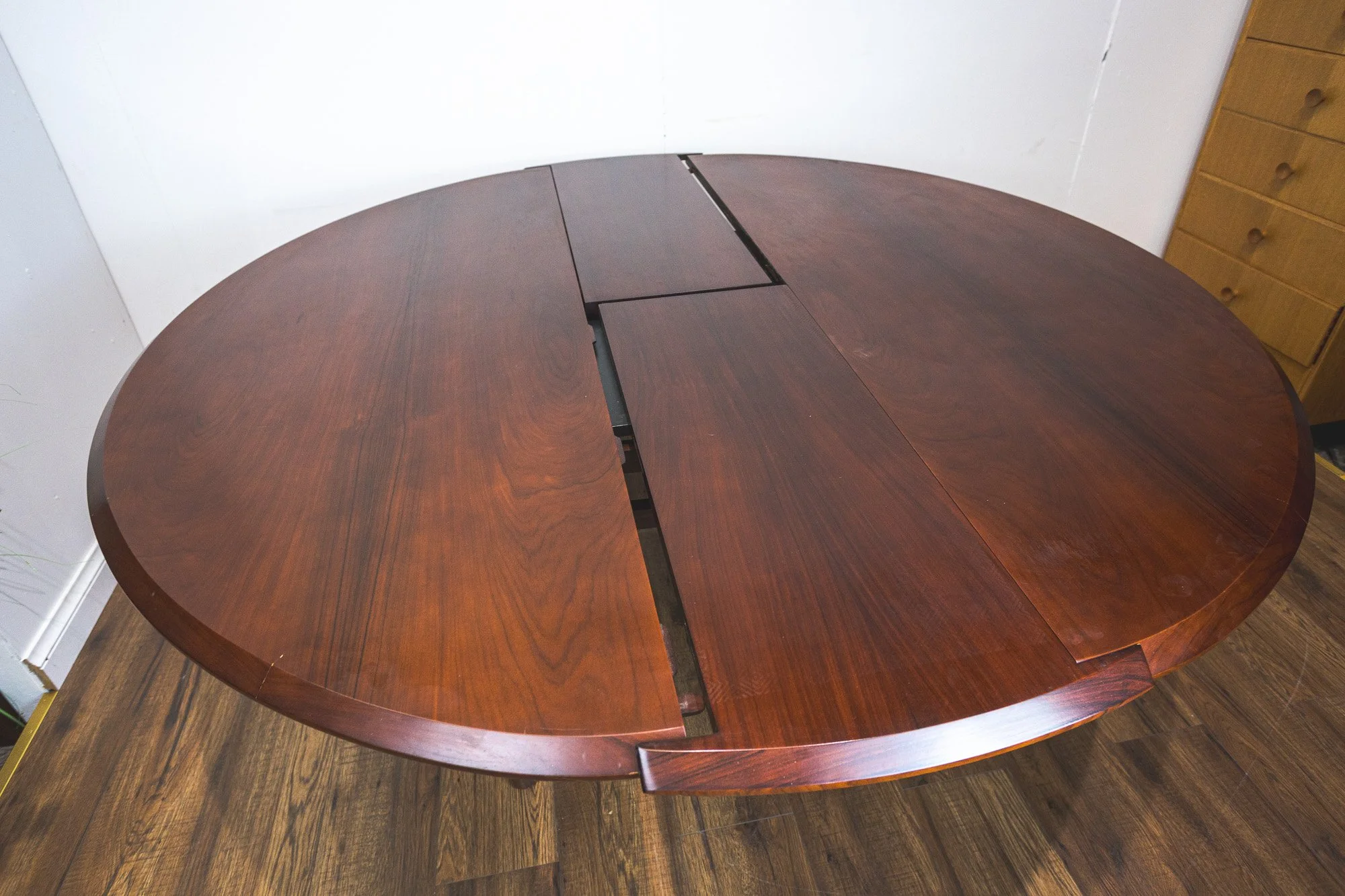 Skovby Rosewood Rotating Extending Dining Table