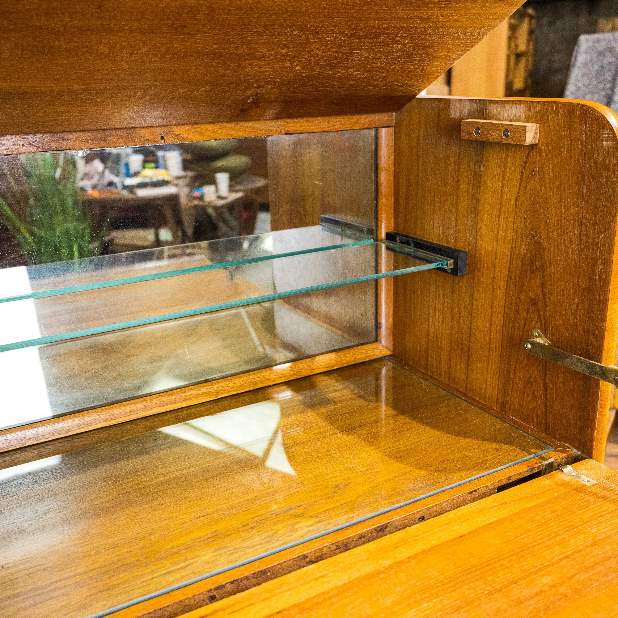 Art Deco Walnut Cantilever Cocktail Cabinet