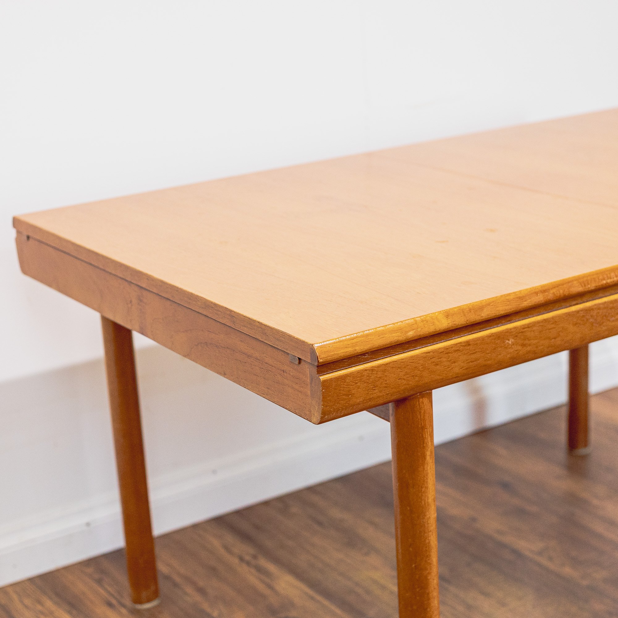 White & Newton Rectangular Teak Extending Dining Table -2.jpg