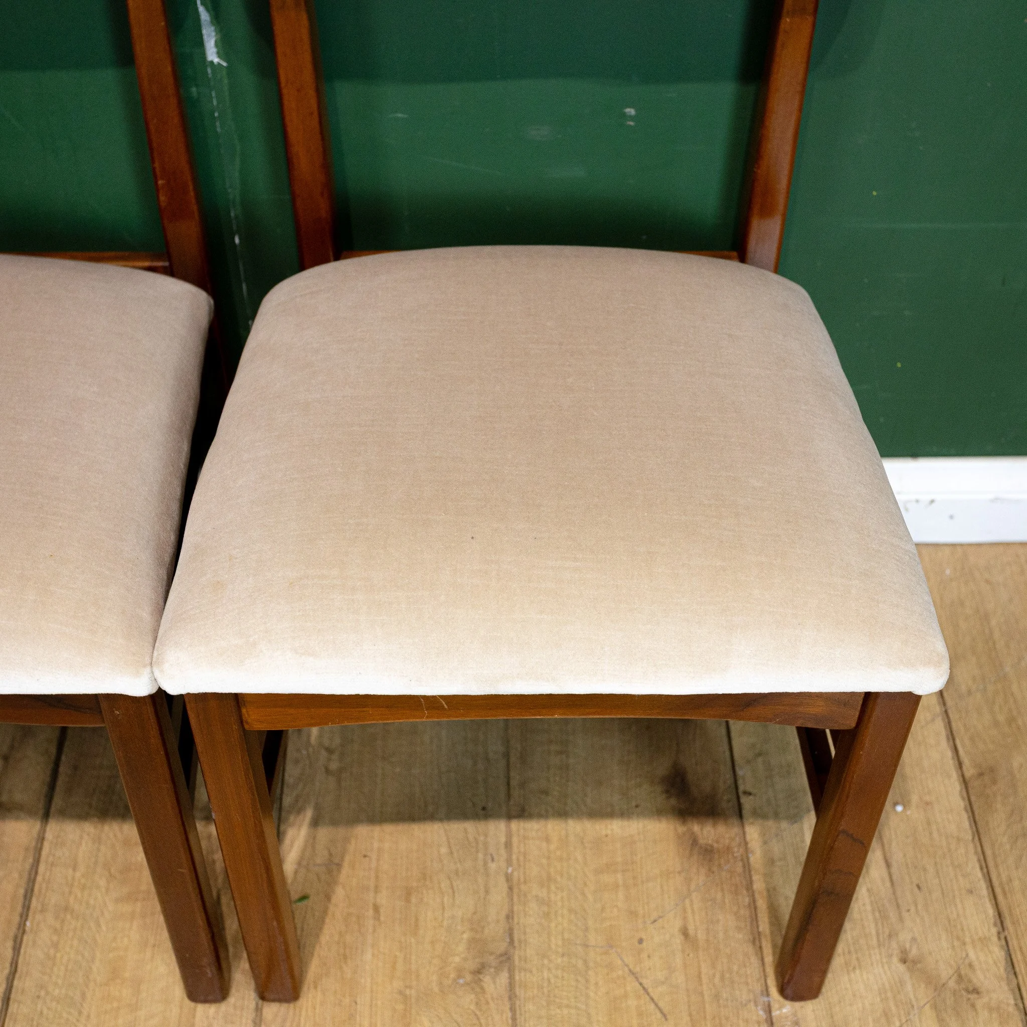 Set of 6 Mid Century Teak Dining Chairs