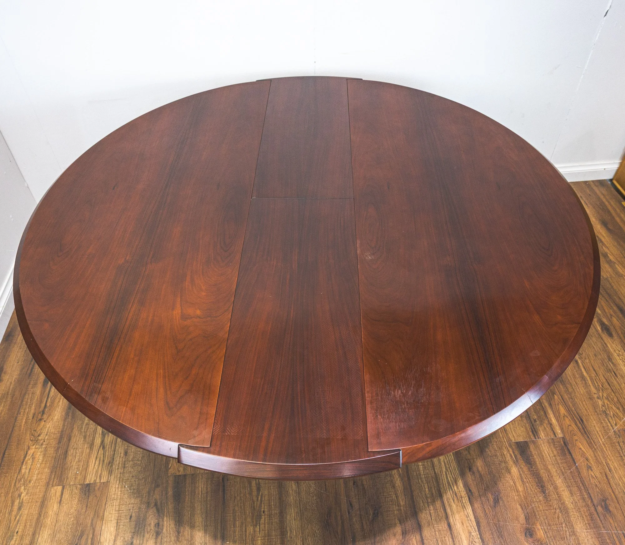 Skovby Rosewood Rotating Extending Dining Table