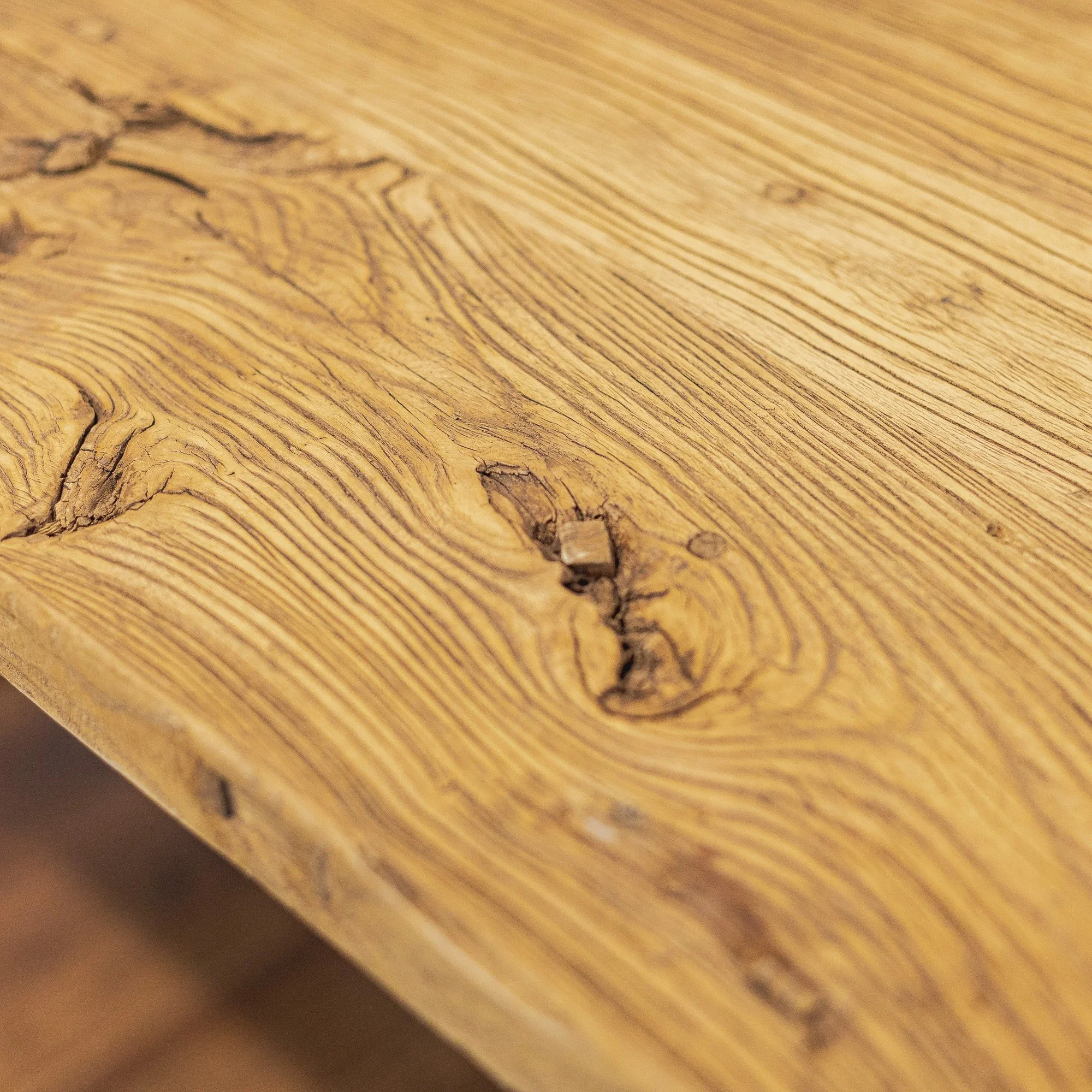 Rustic Reclaimed Elm 5ft Dining Table -7.jpg