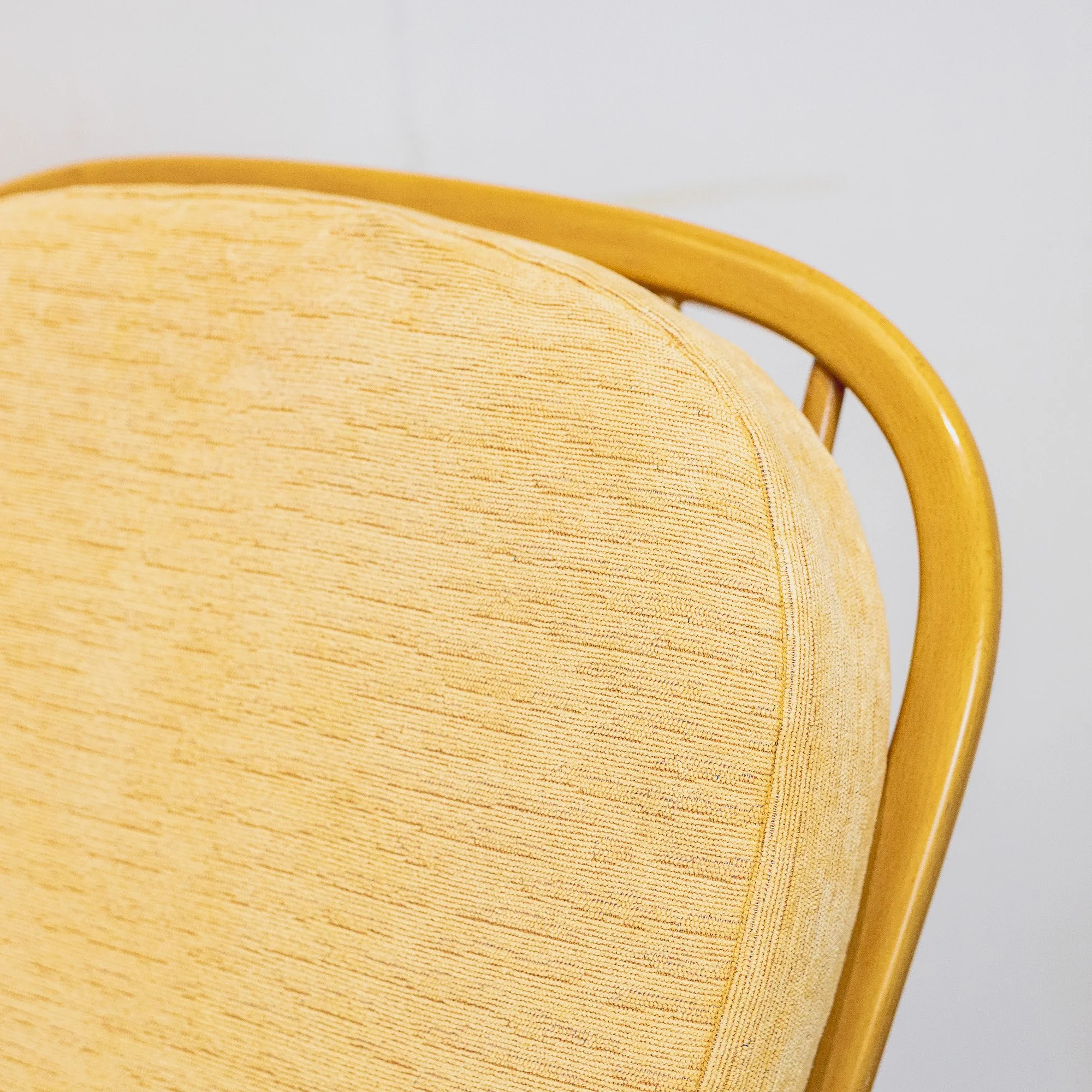 Ercol Blonde Elm Windsor Model 334 Armchair -4.jpg