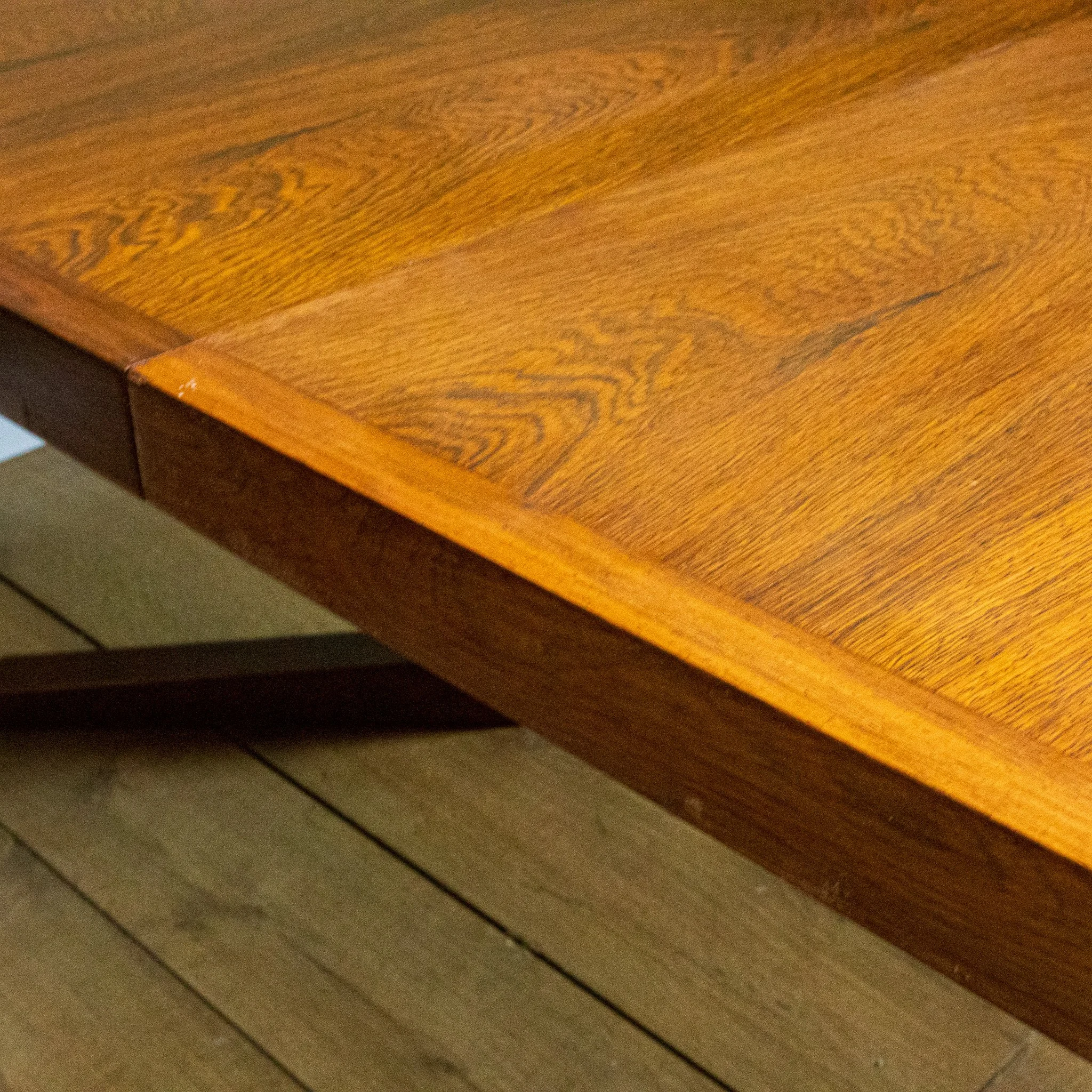 Round Extending Rosewood Dining Table by John Mortensen for Heltborg Møbler