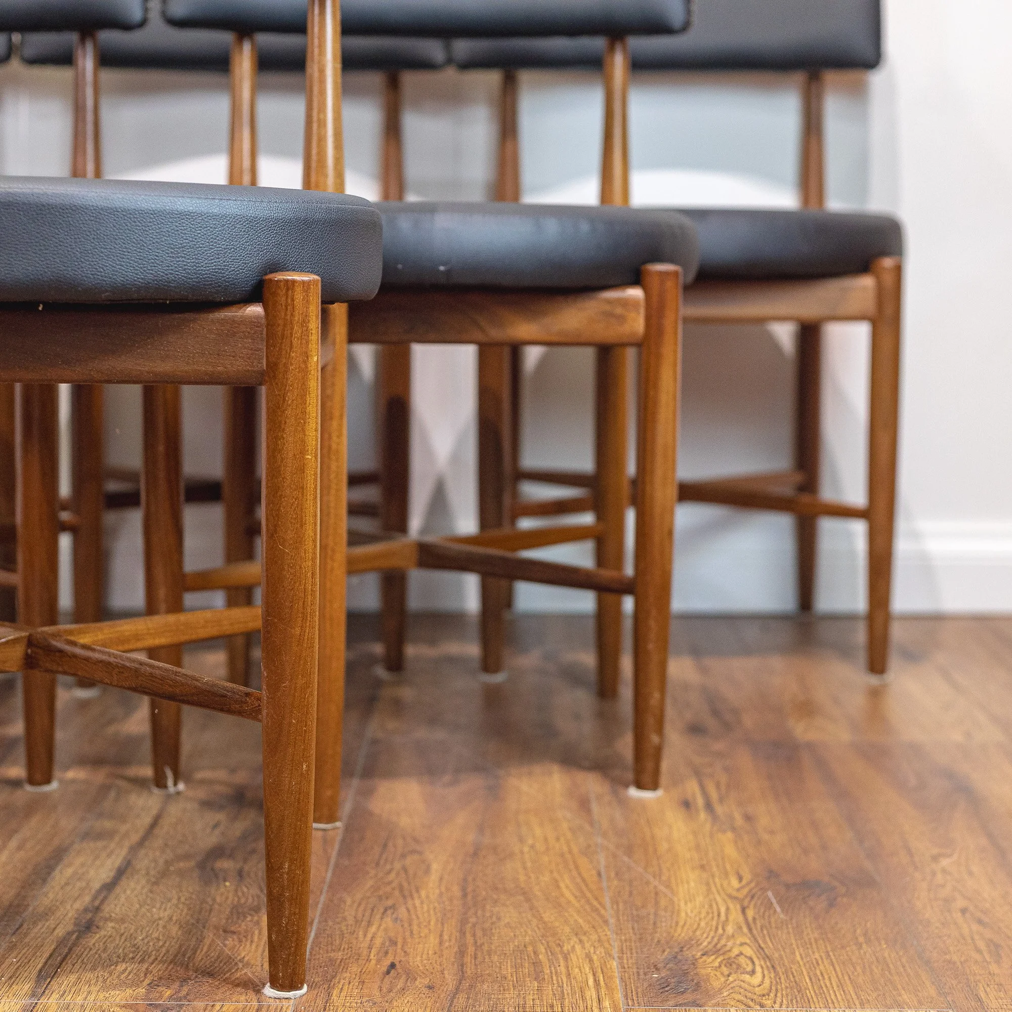 10 - G Plan Fresco 6x Round Dining Chairs by V.B. Wilkins -4.jpg