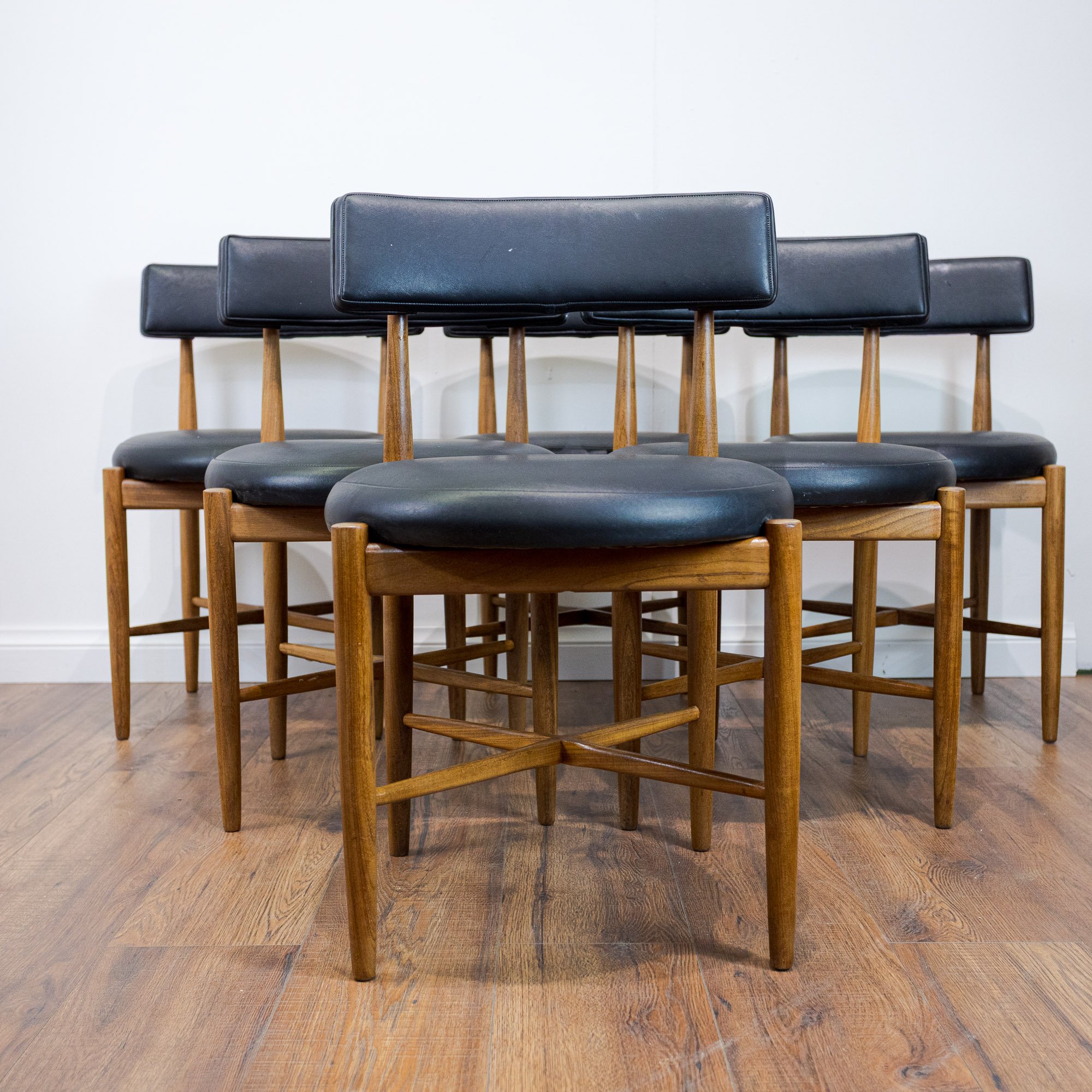 6x G Plan Fresco Round Dining Chairs by Victor B. Wilkins