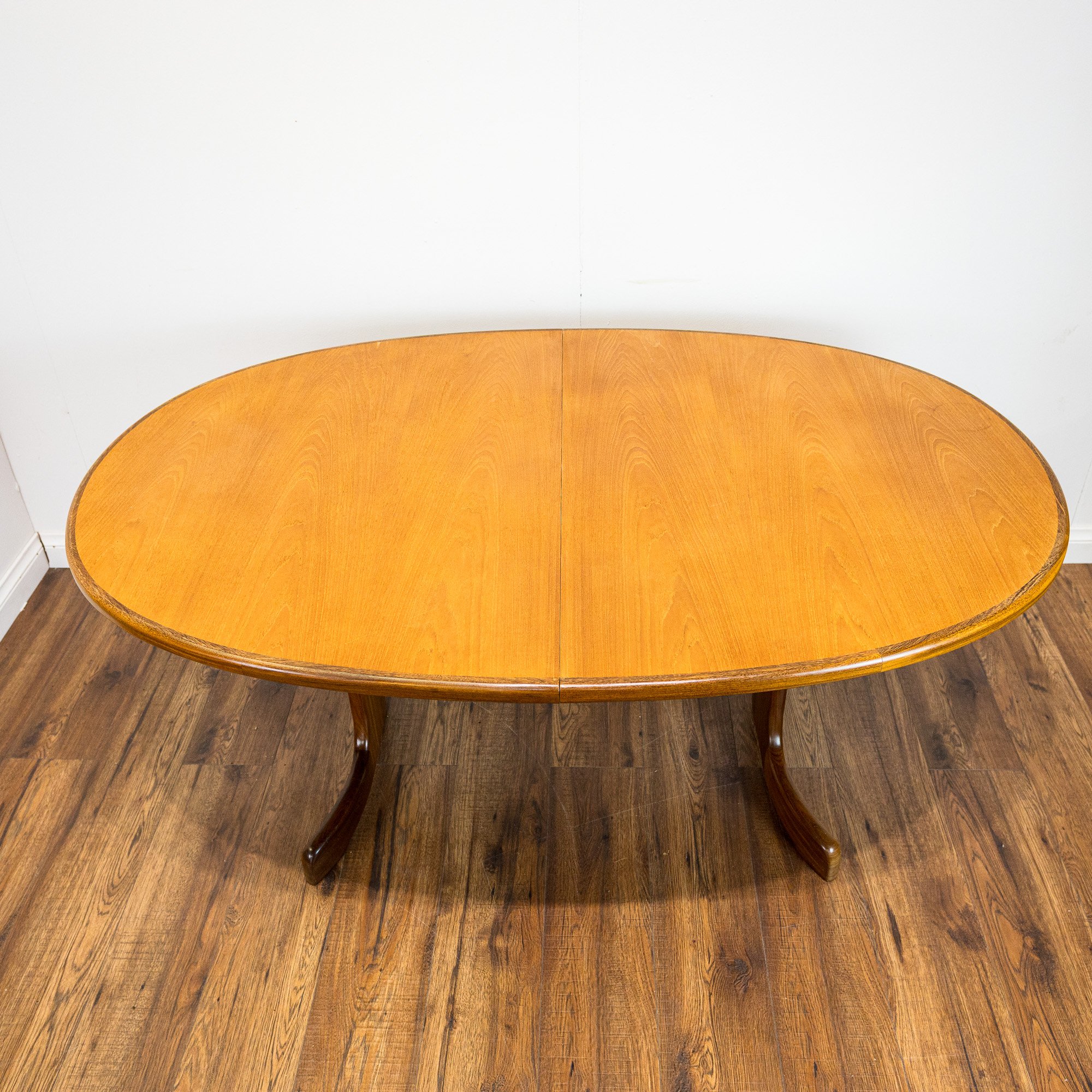 G Plan Fresco Oval 'Whale Tail' Extending Dining Table