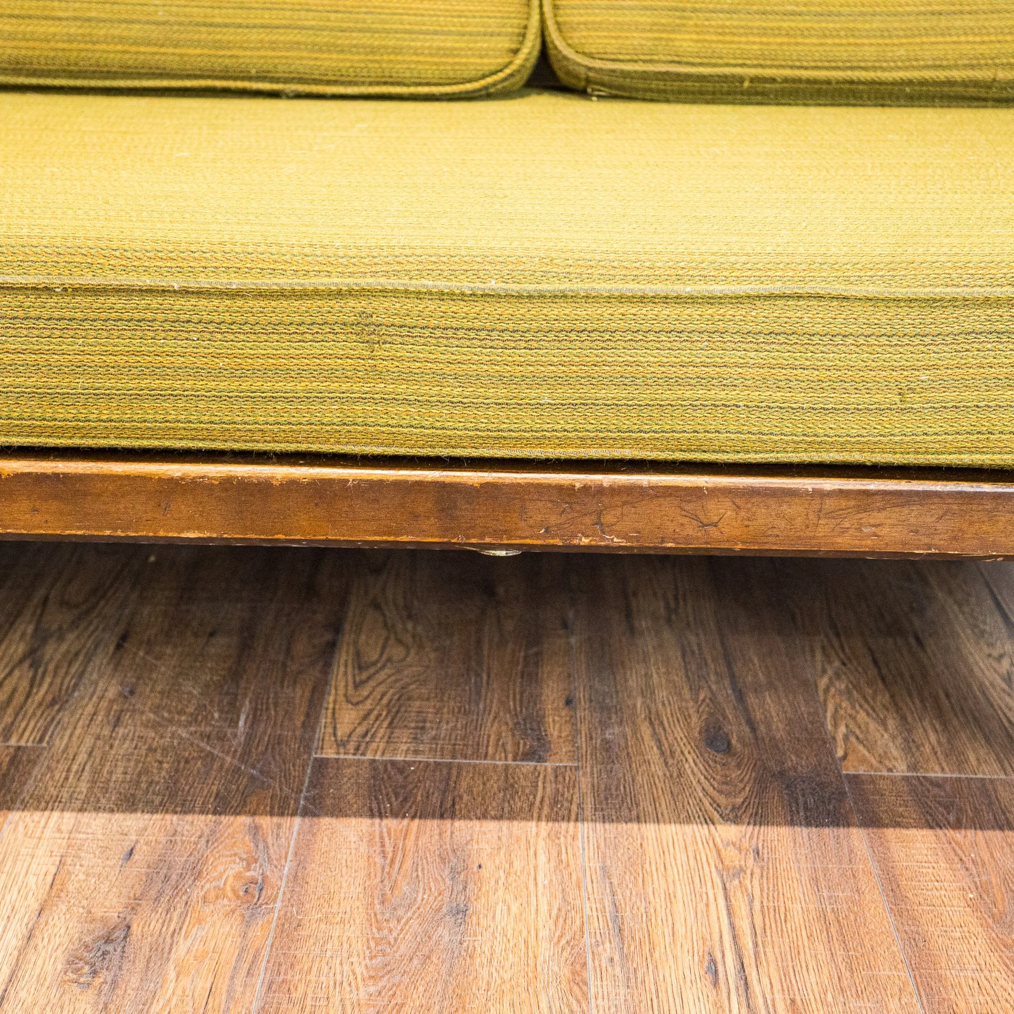 Ercol Studio Couch / Daybed in Brown