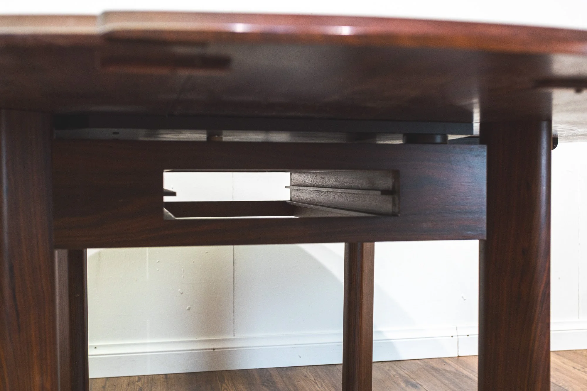 Skovby Rosewood Rotating Extending Dining Table