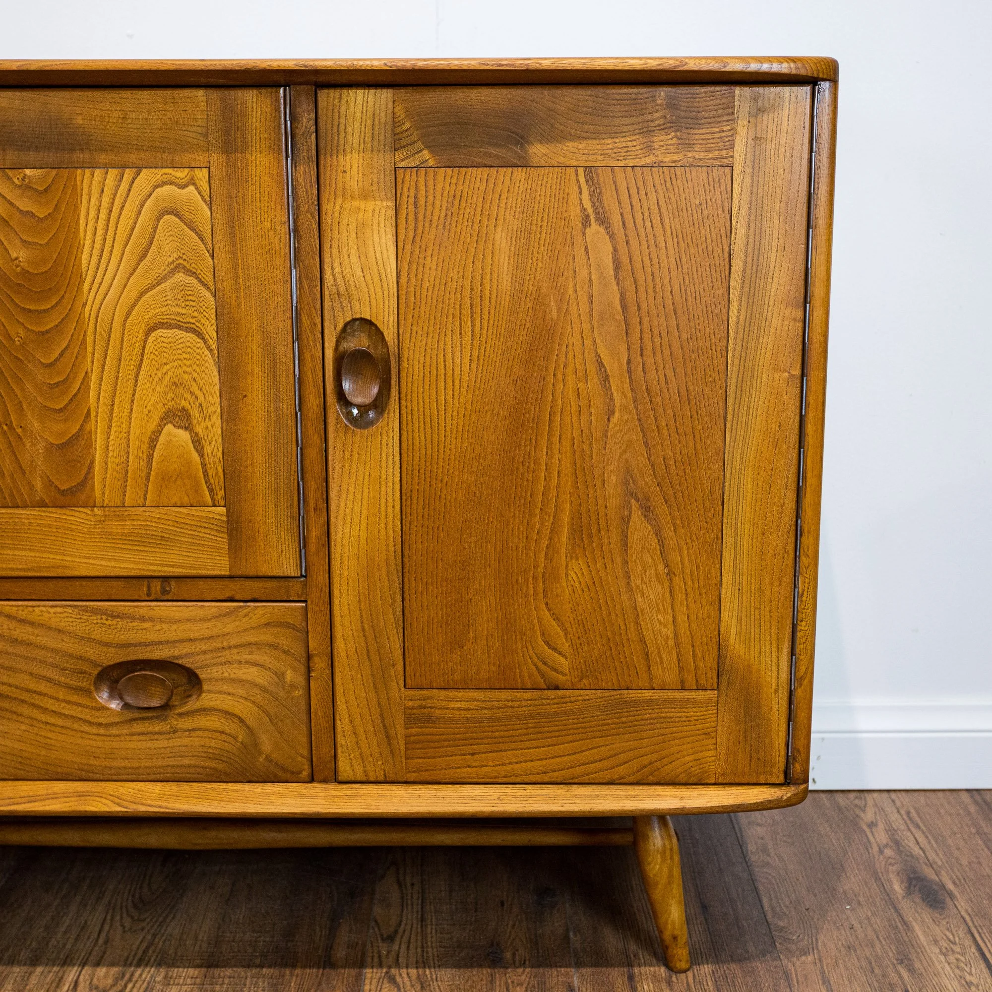 Ercol Windsor Blonde Elm Sideboard Model 467