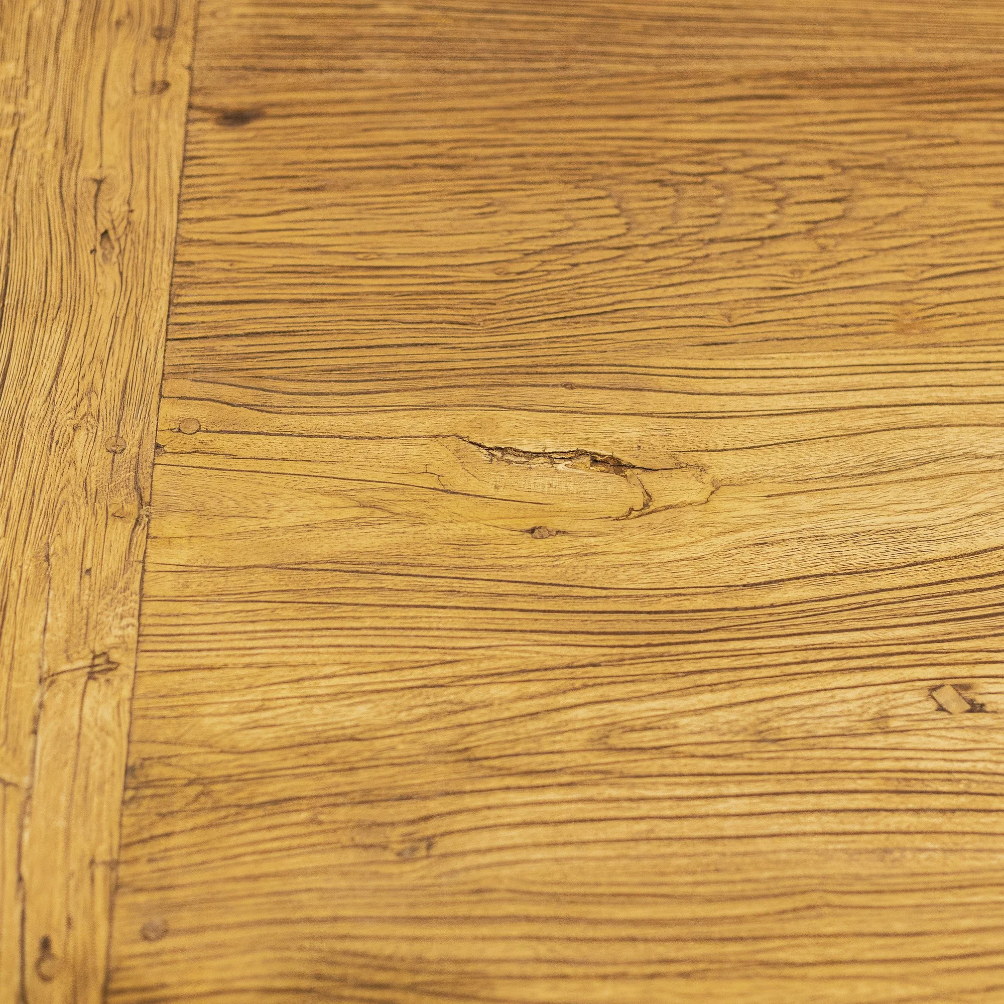 Rustic Reclaimed Elm 5ft Dining Table -11.jpg