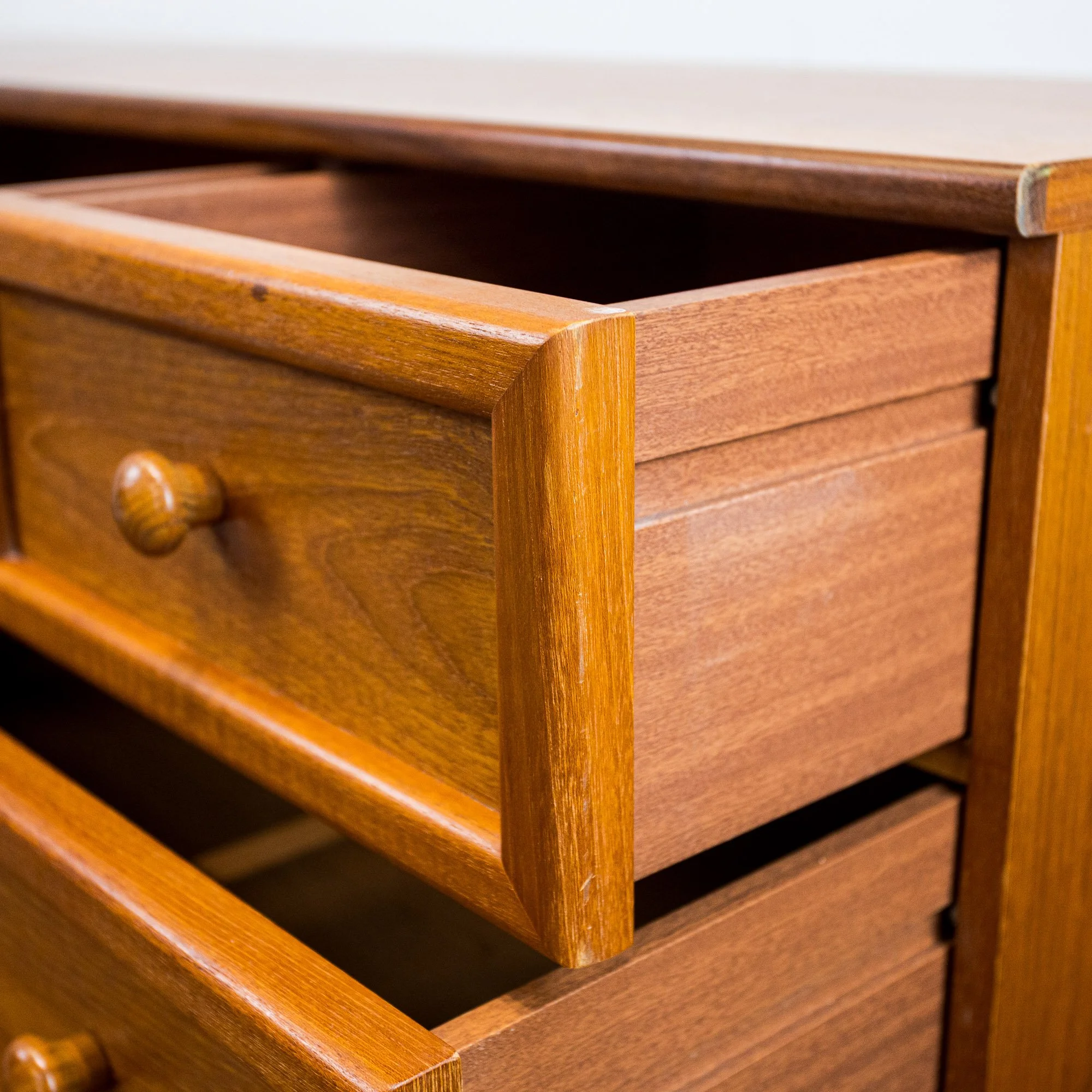 G Plan Albany Teak Wide Chest of 7 Drawers by Leslie Dandy