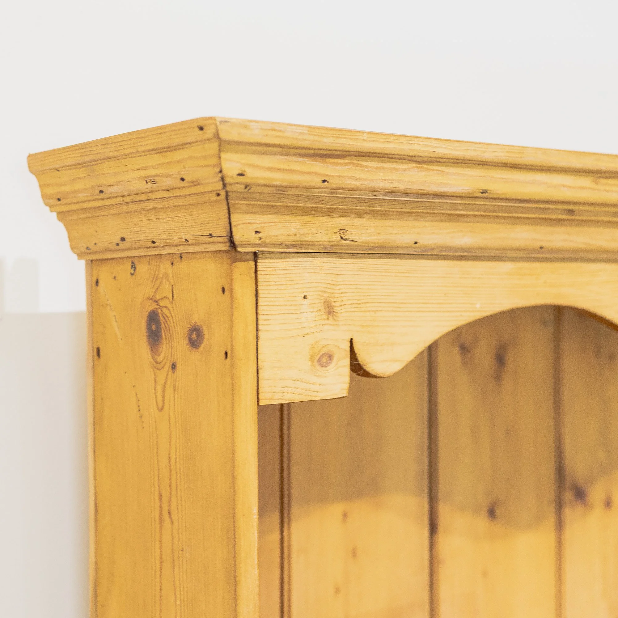 Small Pine Welsh Kitchen Dresser -15.jpg
